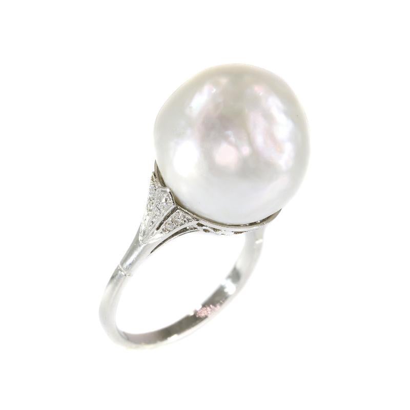 Platinum Art Deco Ring with Certified Pearl and Diamonds, circa 1920 For Sale 2