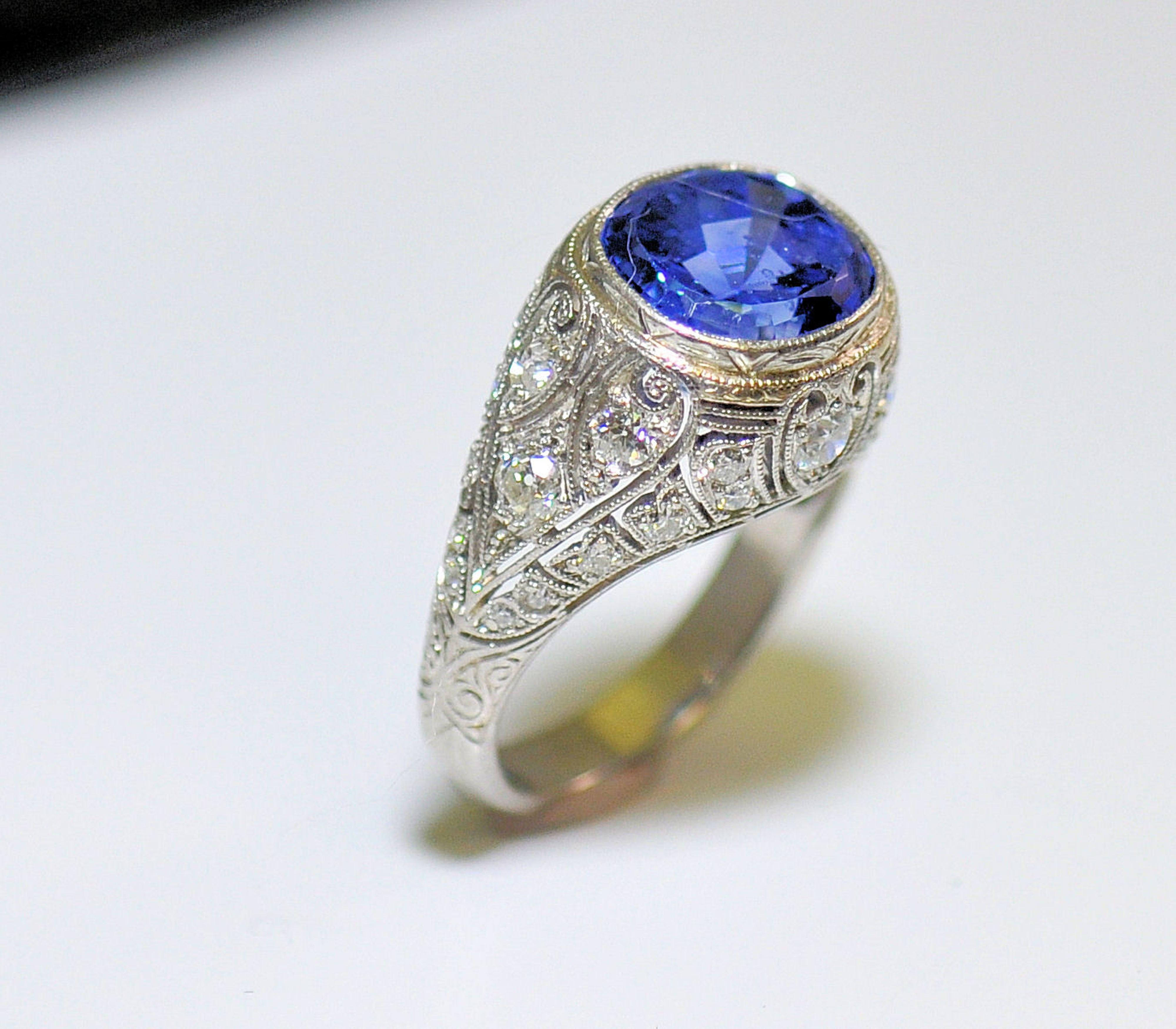 Women's Platinum Art Deco Sapphire and Diamond Ring For Sale