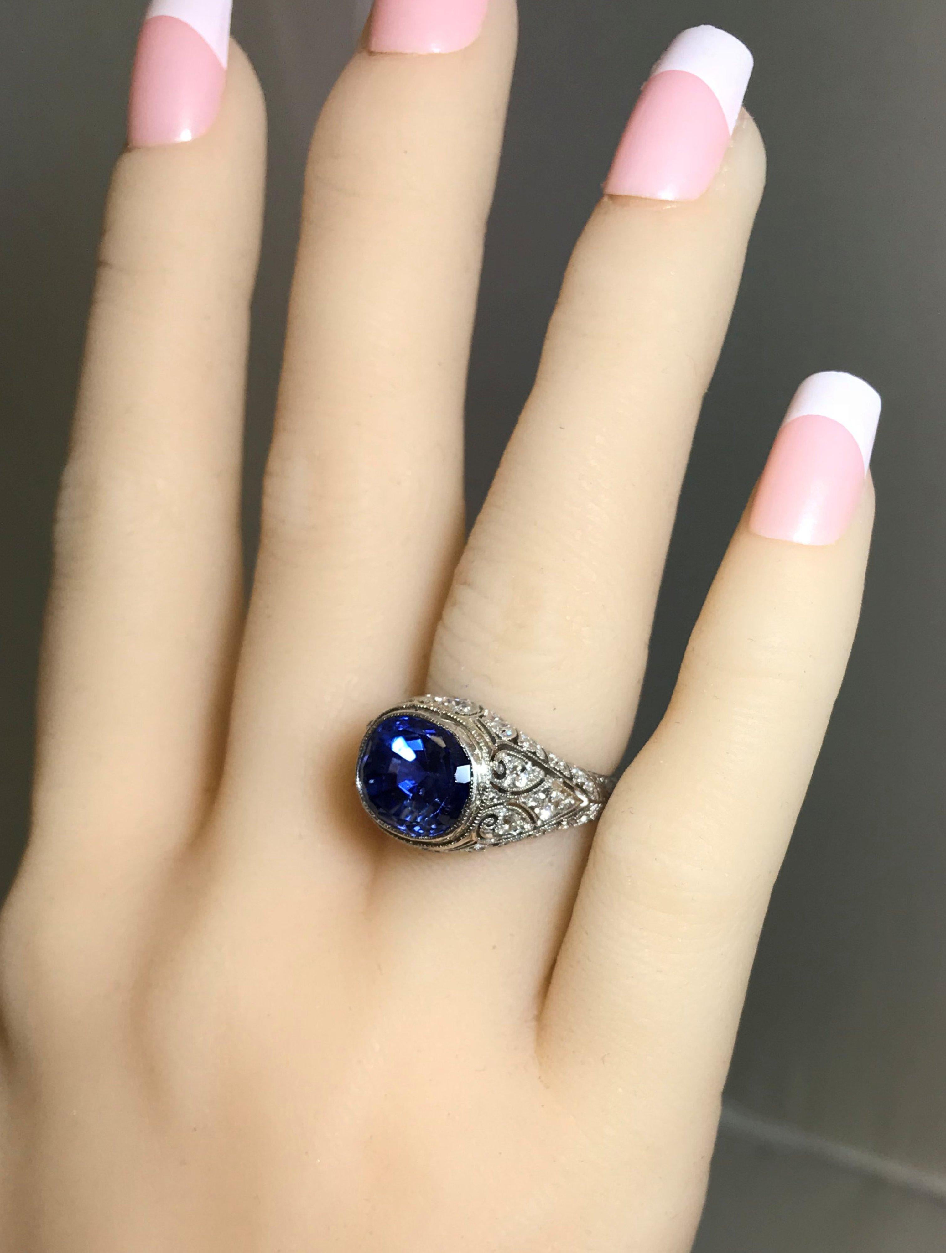 Platinum Art Deco Sapphire and Diamond Ring For Sale 1