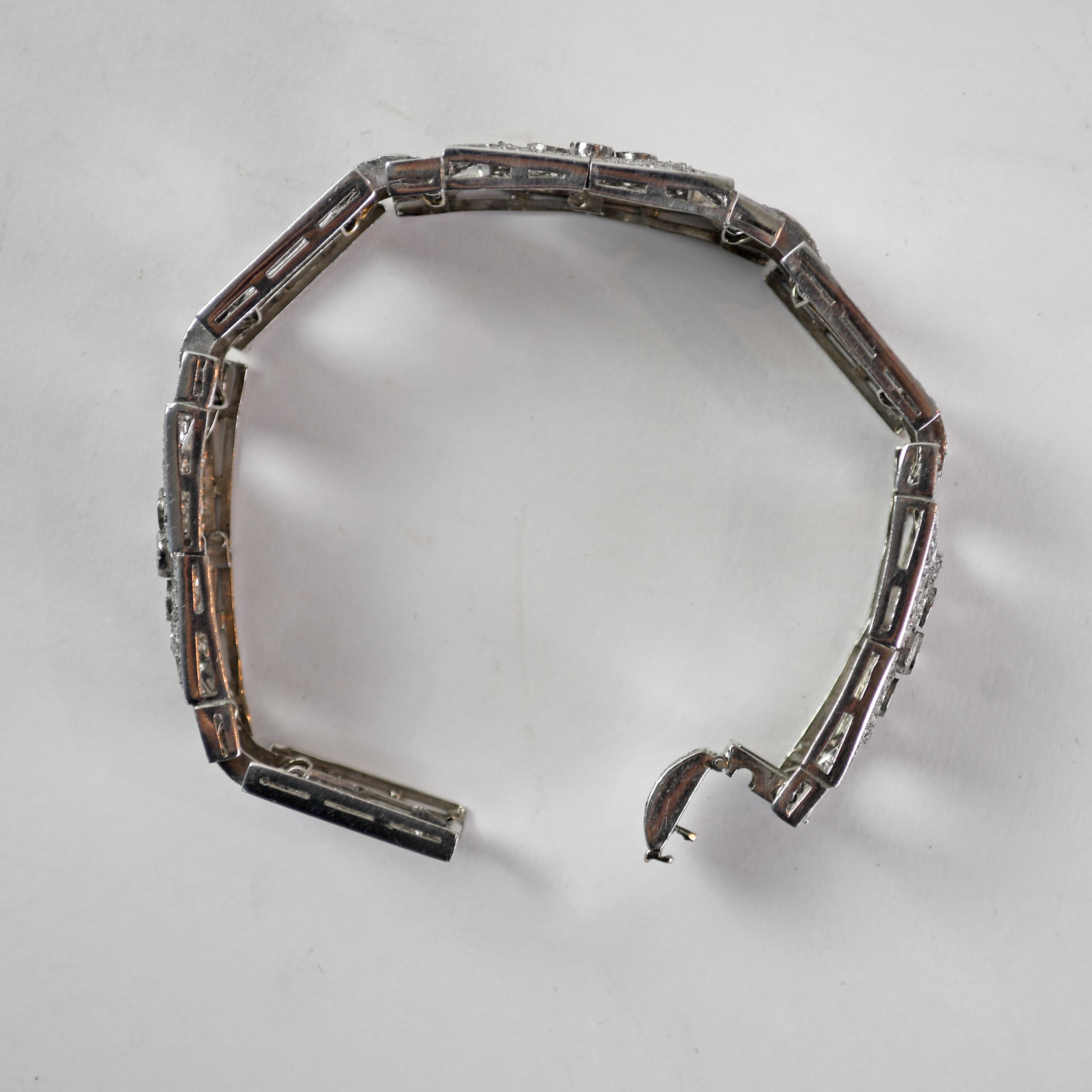 De las mujeres Pulsera de diamantes estilo Art Déco en platino 8,30 quilates TDW, claridad SI en venta