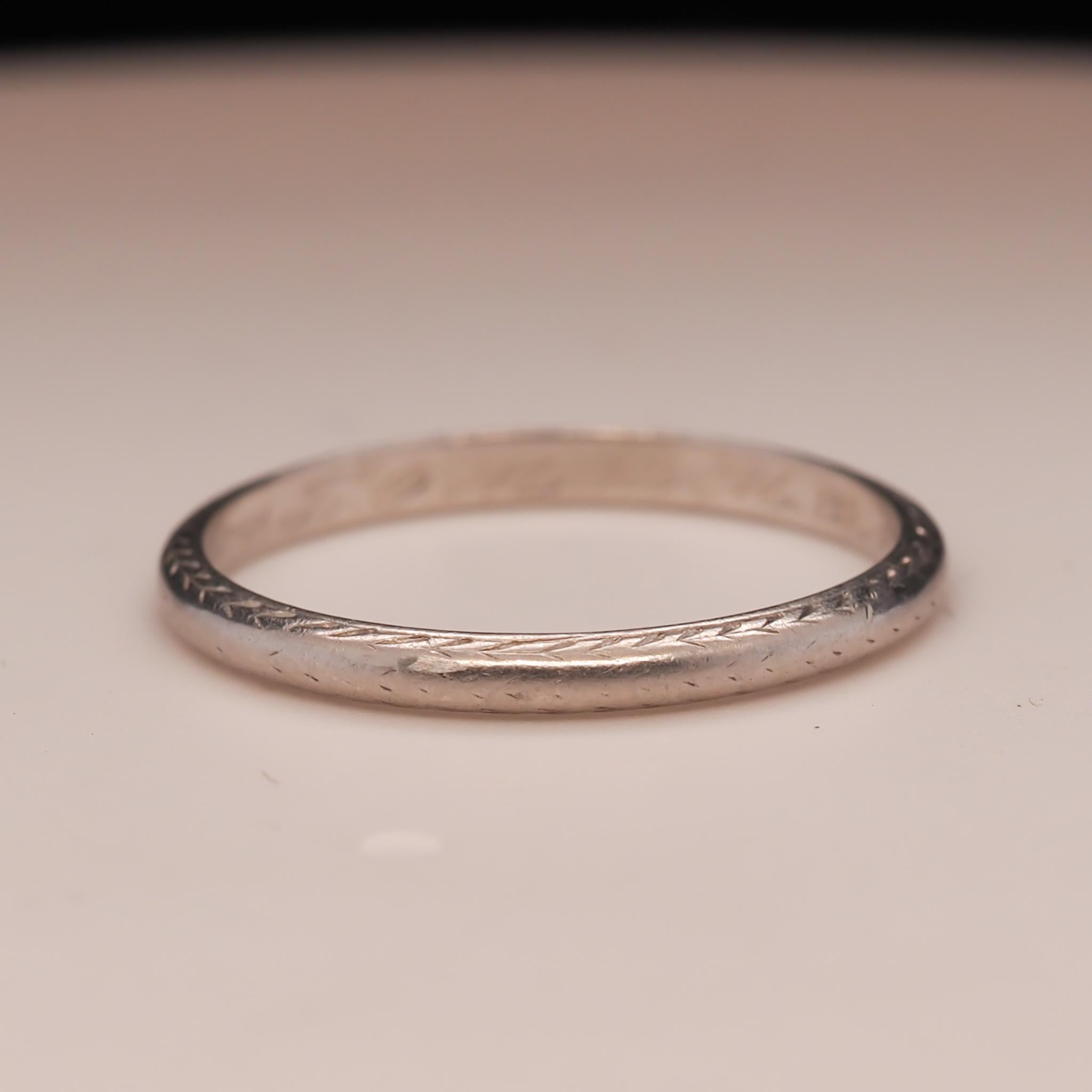 Platinum Art Deco Wedding Band with Engravings For Sale 2