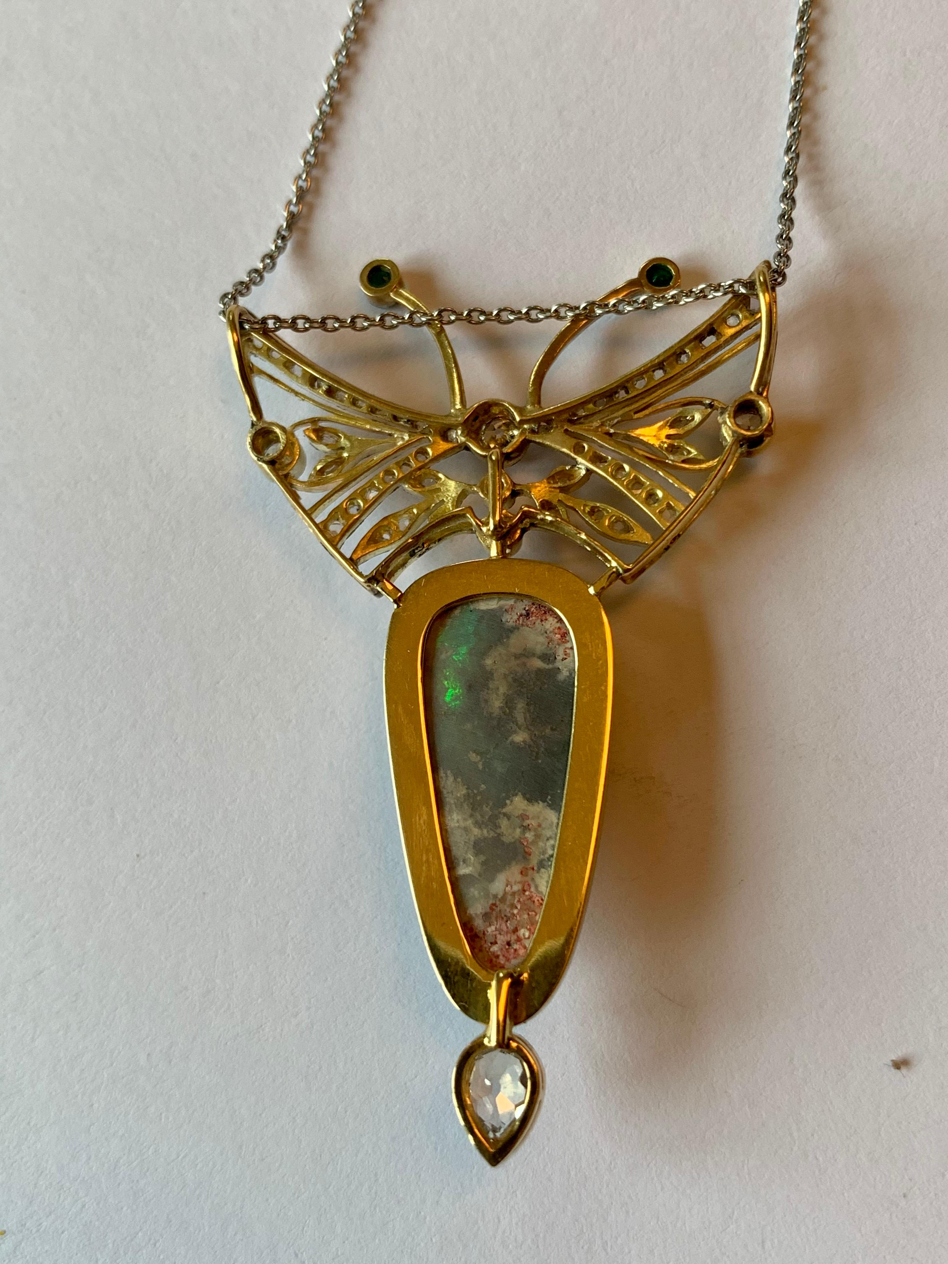 Platinum Art Nouveau Butterfly Opal Diamond Pendant with Chain In Good Condition For Sale In Zurich, Zollstrasse
