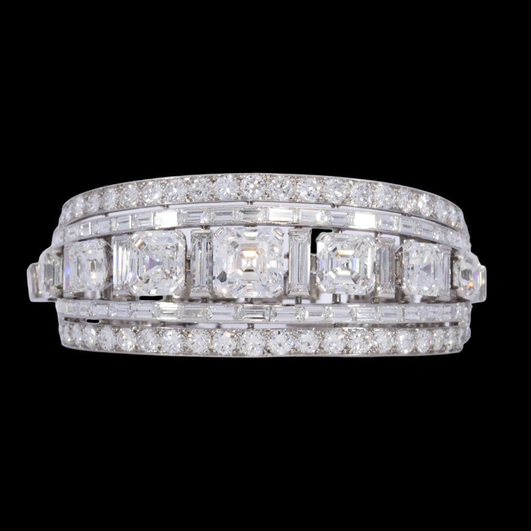 Asscher Cut IGI Platinum Ascher Cut 31.5 ct Diamonds Cuff Bracelet to H.M.Qaboos Bin Said For Sale