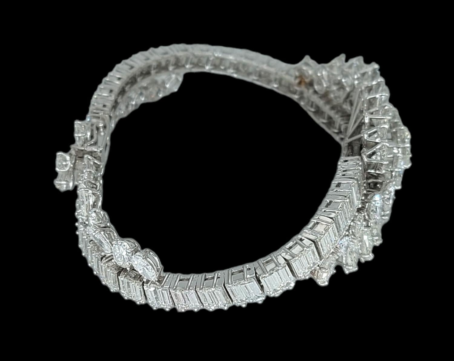 Platinum Asprey &Co 20 Ct Diamond Bracelet Estate to His Majesty Qaboos Bin Said For Sale 5
