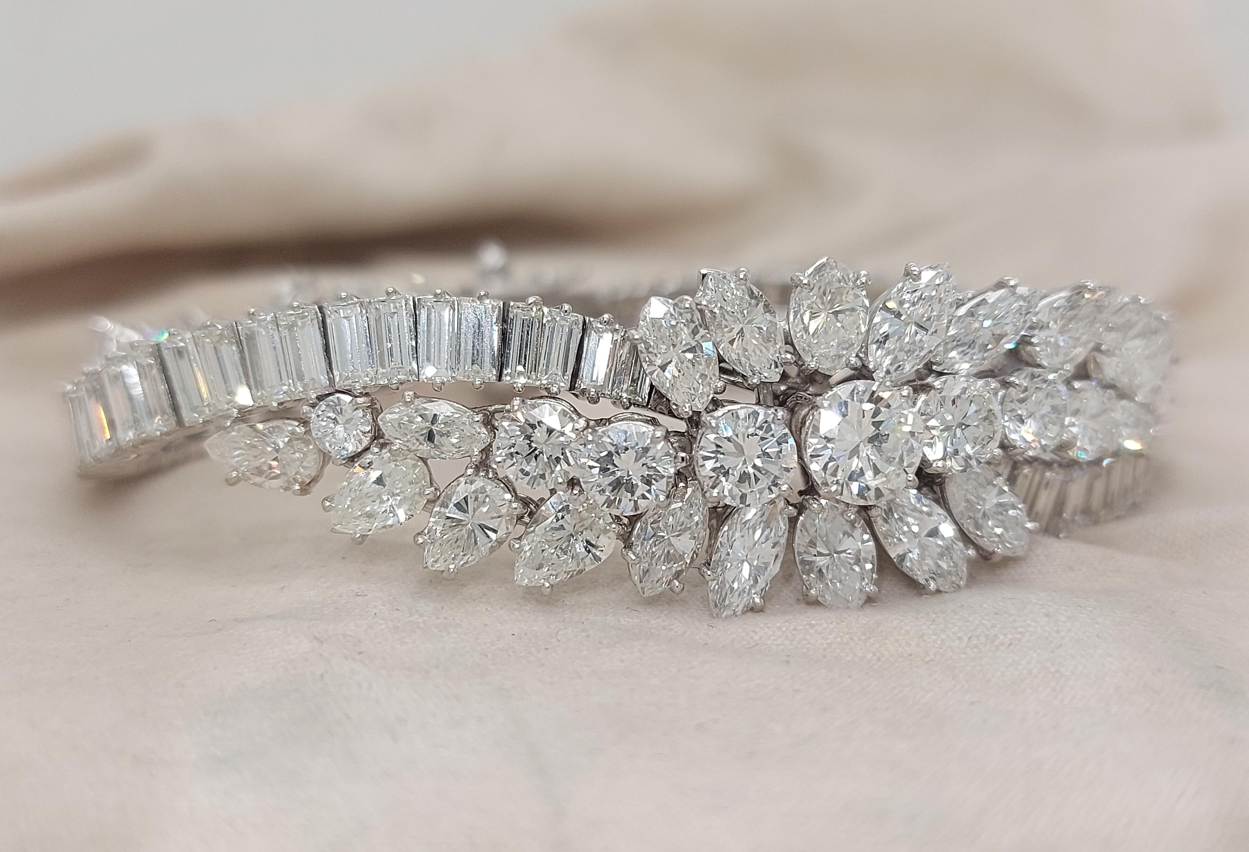 Platinum Asprey &Co 20 Ct Diamond Bracelet Estate to His Majesty Qaboos Bin Said In Excellent Condition For Sale In Antwerp, BE