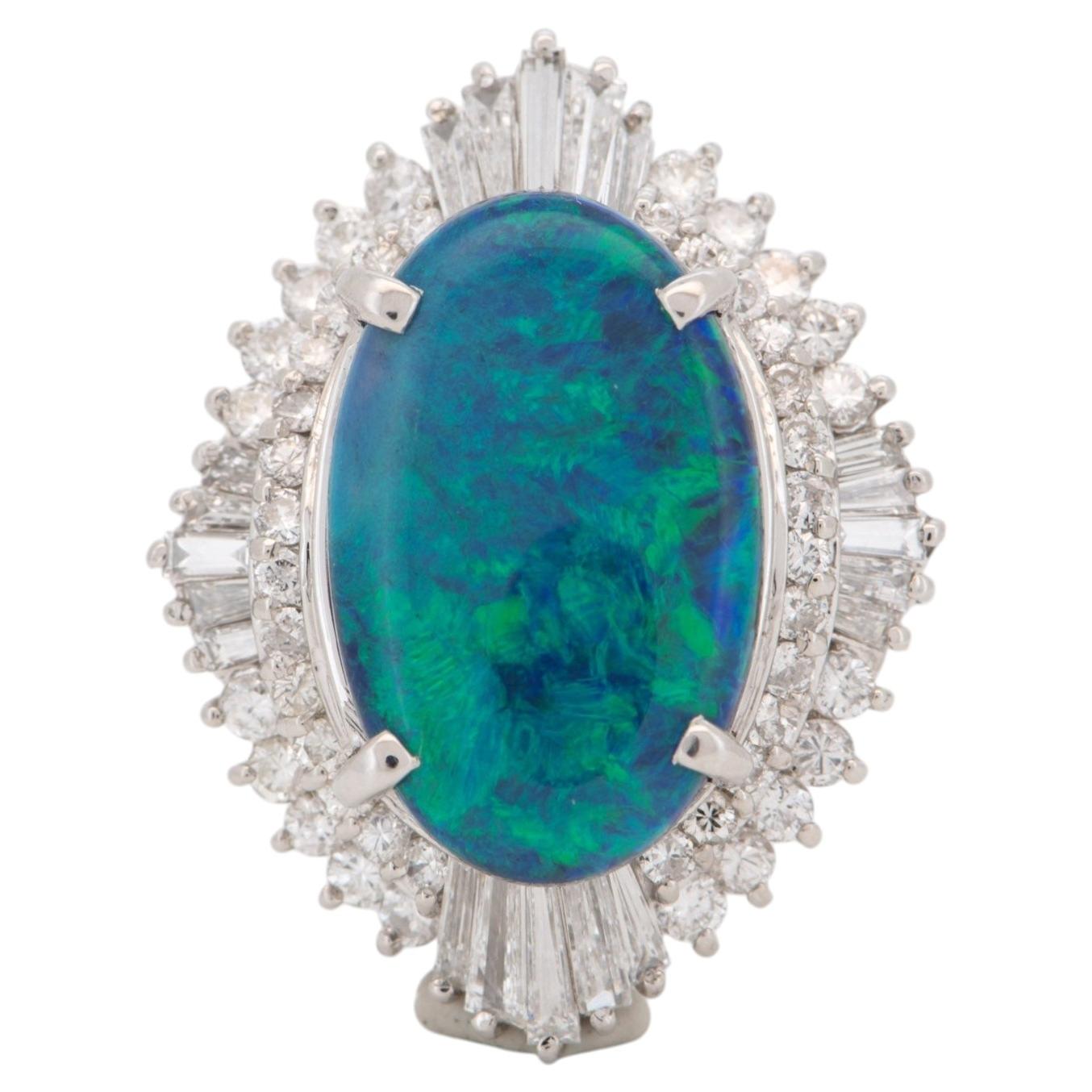 Bague en platine avec halo de diamants et opale noire australienne Blue Green V1213 en vente