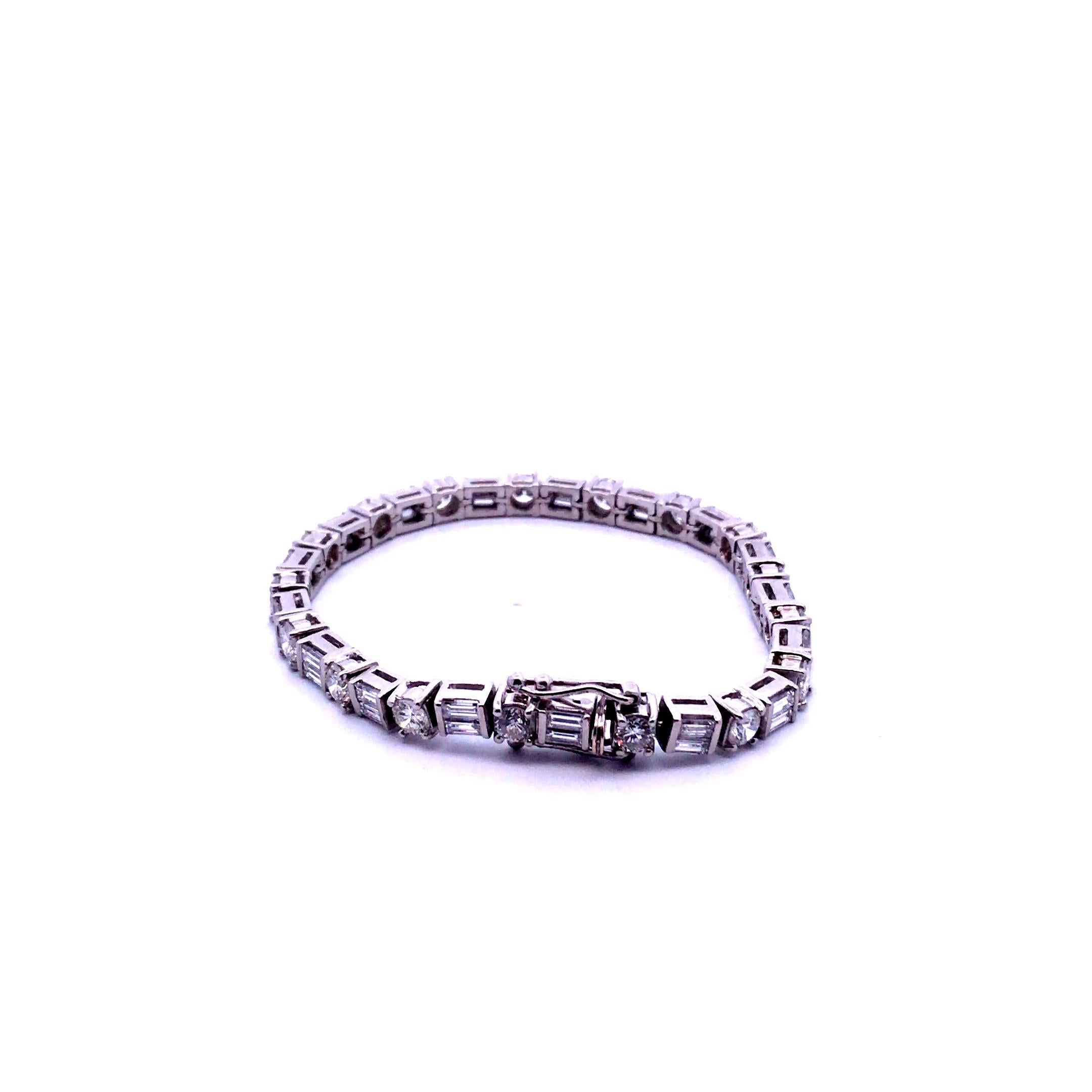 Platinum Baguette and Round Diamond Bracelet In Excellent Condition In Palm Desert, CA