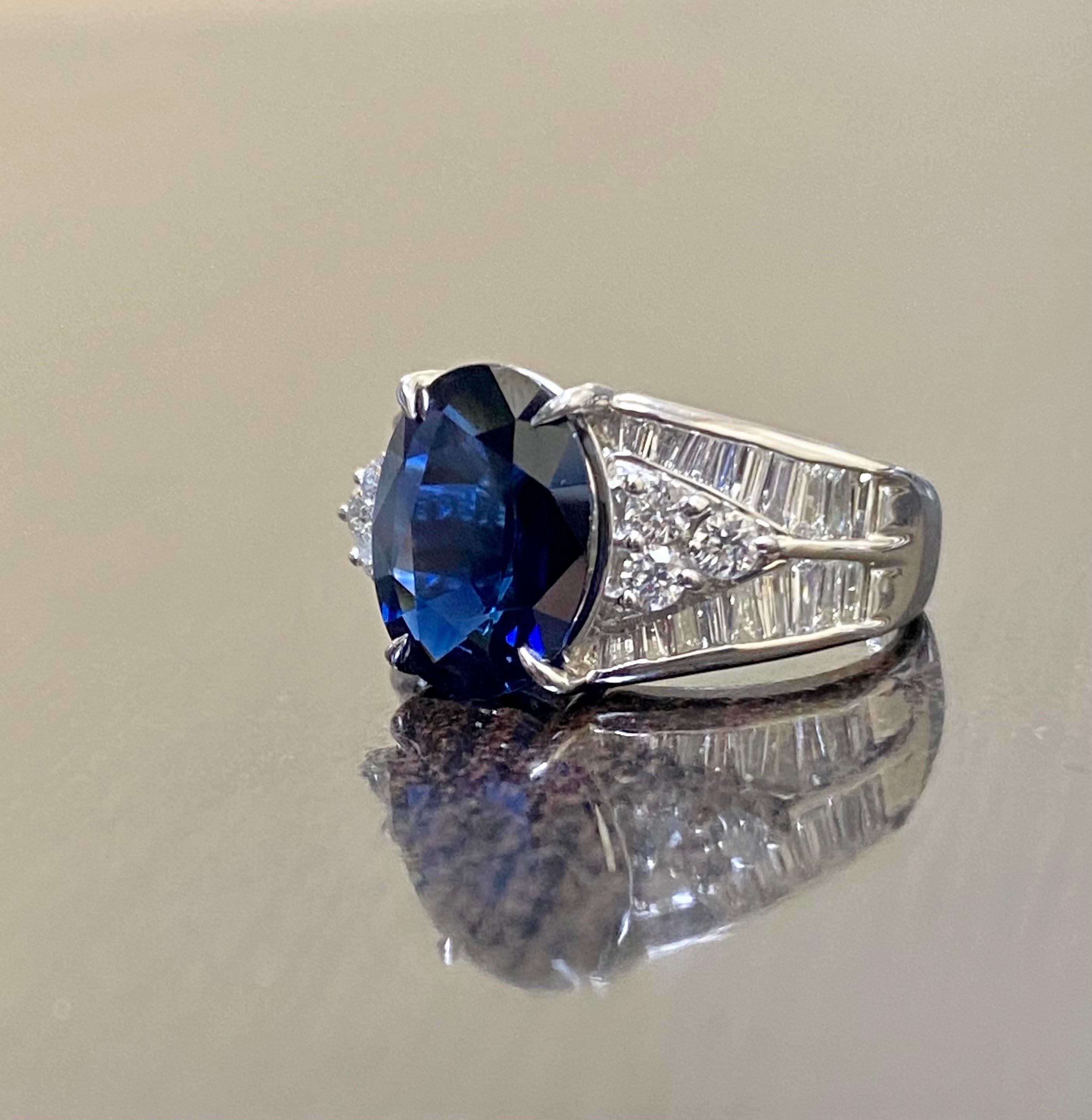 Art Deco Platinum Baguette Diamond 4.51 Carat Oval Blue Sapphire Engagement Ring  For Sale