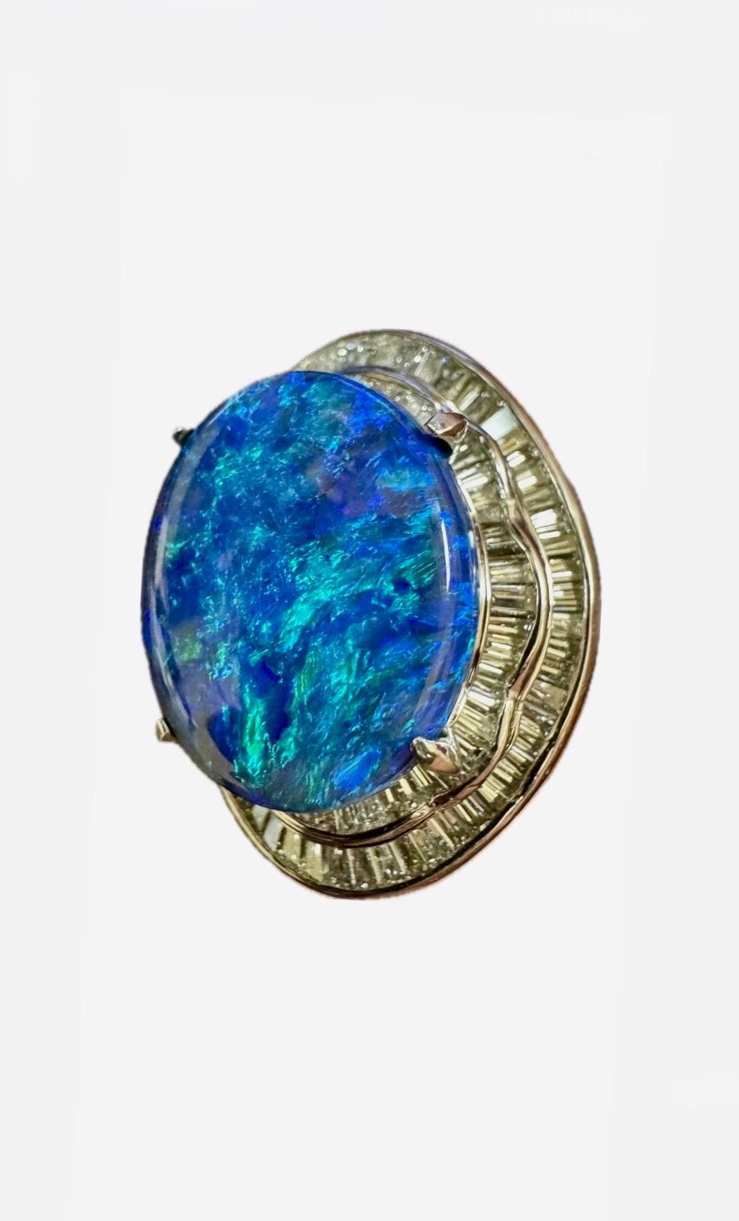Anello in platino con diamante baguette certificato GIA da 11,01 carati di opale nero australiano in vendita 2