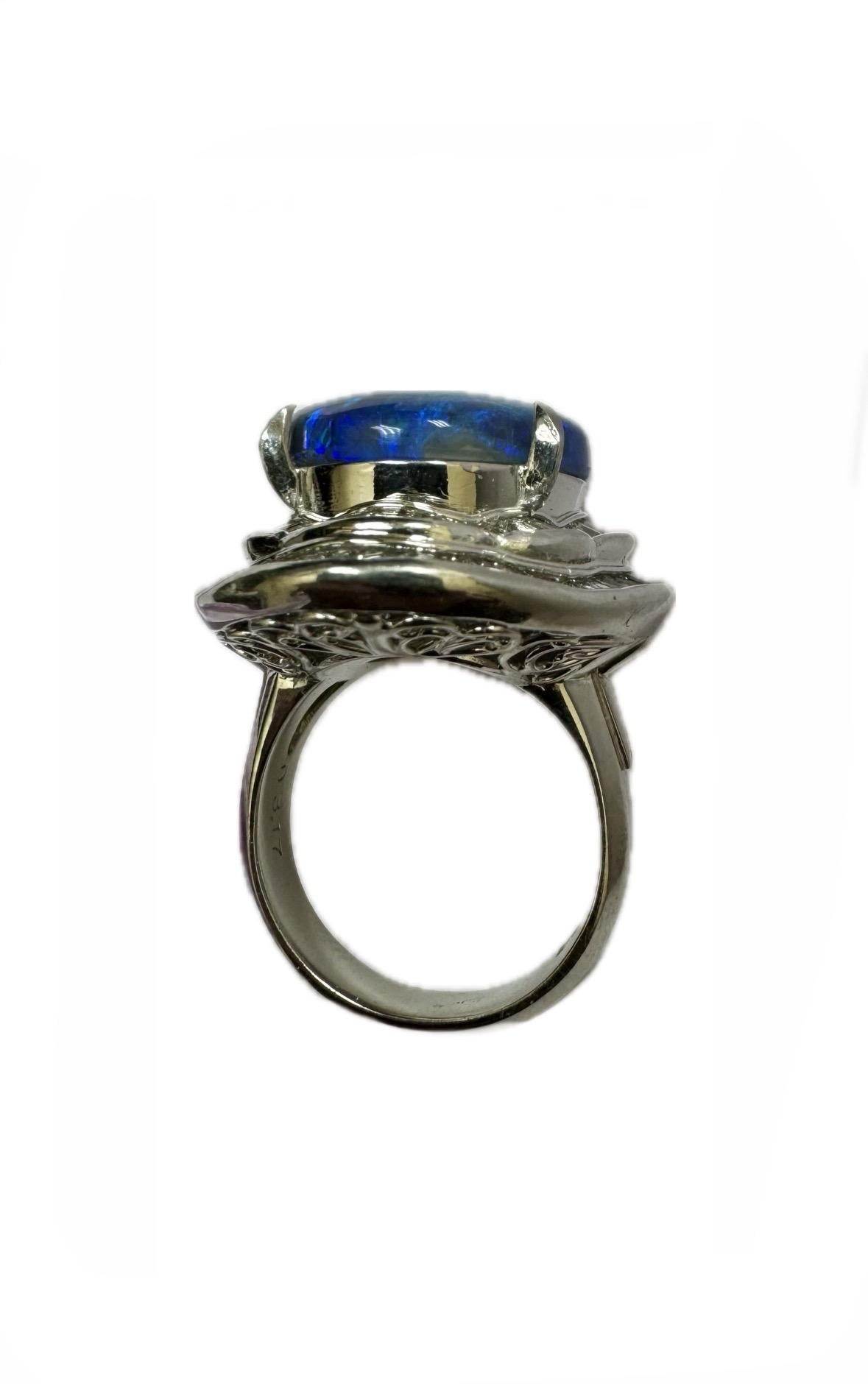 Anello in platino con diamante baguette certificato GIA da 11,01 carati di opale nero australiano in vendita 3