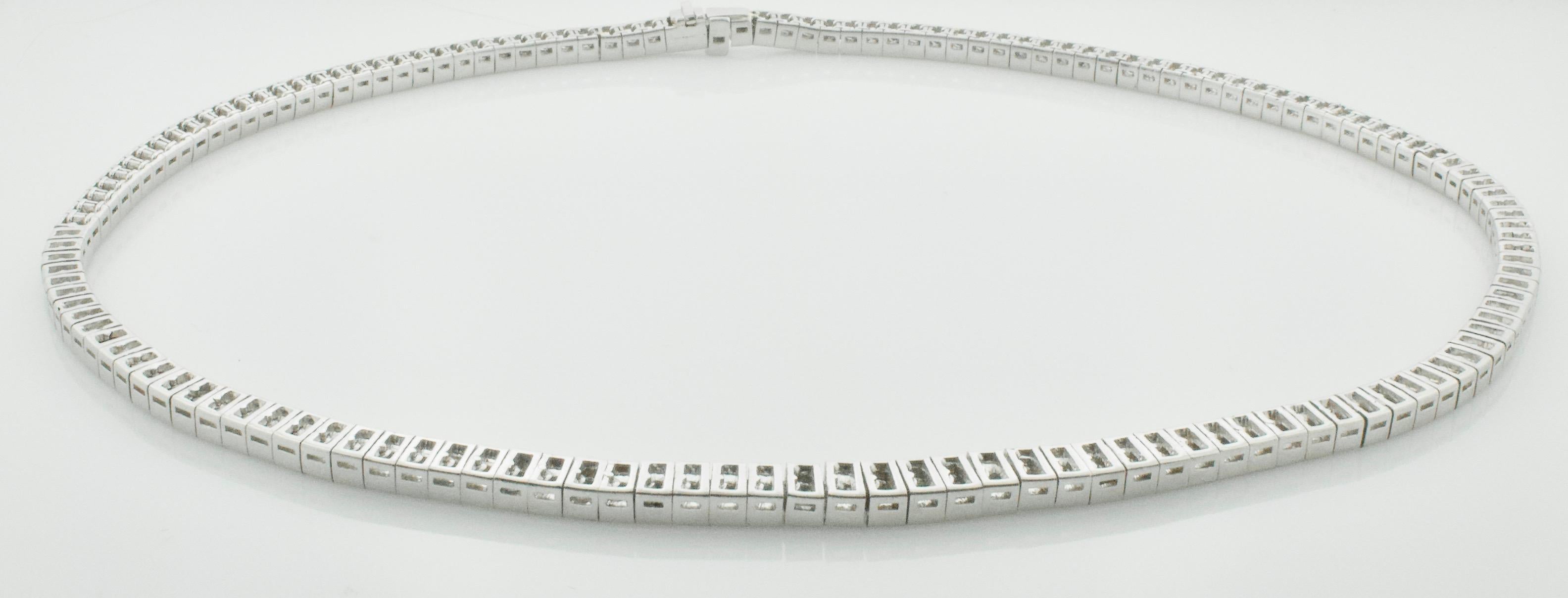 Baguette Cut Platinum Baguette Diamond Straight Line Necklace 17.50 carats For Sale