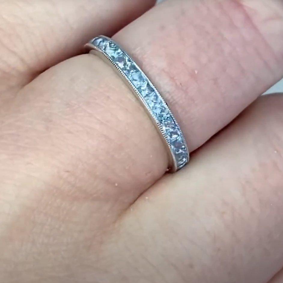 Platinband Französisch geschliffen (ca. 1-karätiger) Aquamarinband, Platin Damen im Angebot