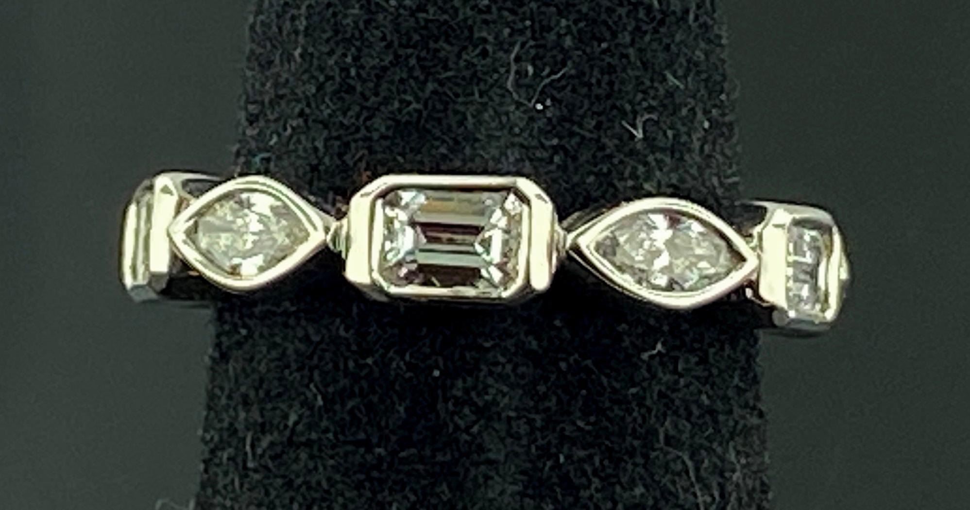 Platinum Band with 5 Marquise and 5 Emerald Cut Diamonds In Excellent Condition In Palm Desert, CA