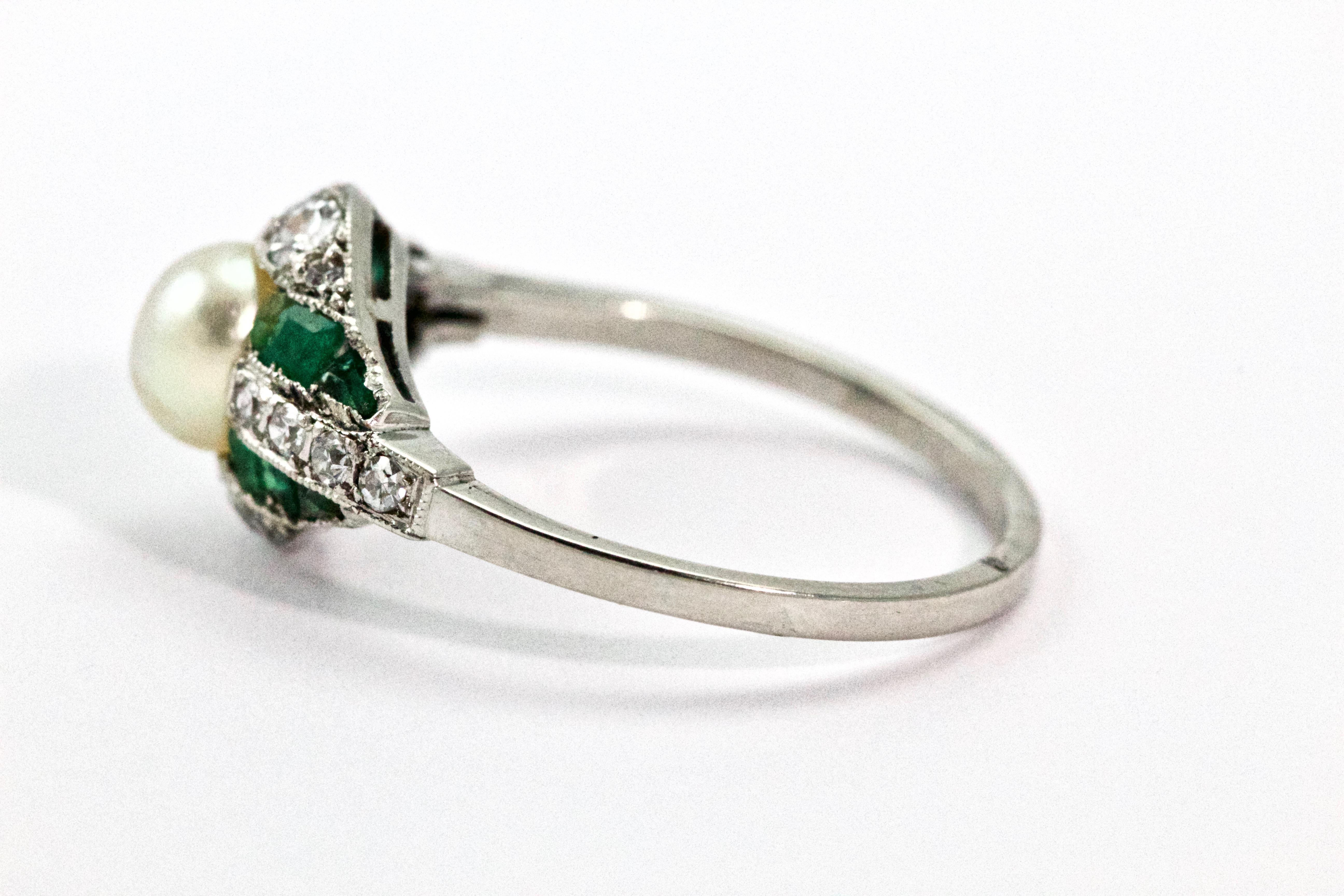 Round Cut Platinum Belle Époque Emerald Natural Pearl and Diamond Cocktail Ring