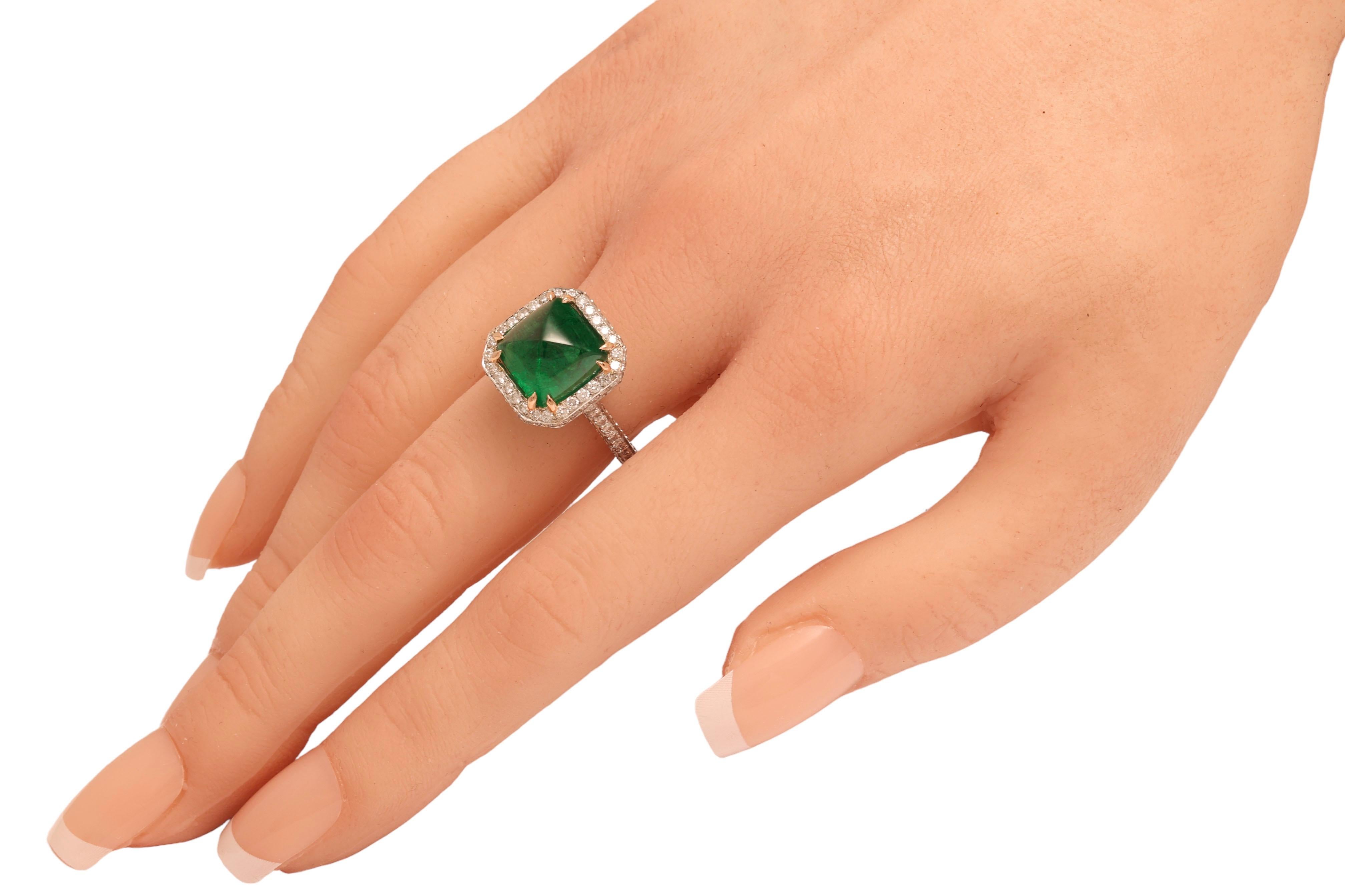 Platinum Bez Ambar Sugarloaf Cabochon 6 Ct Intense Green Emerald & Diamond Ring For Sale 3