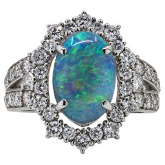 Bague en platine et opale noire