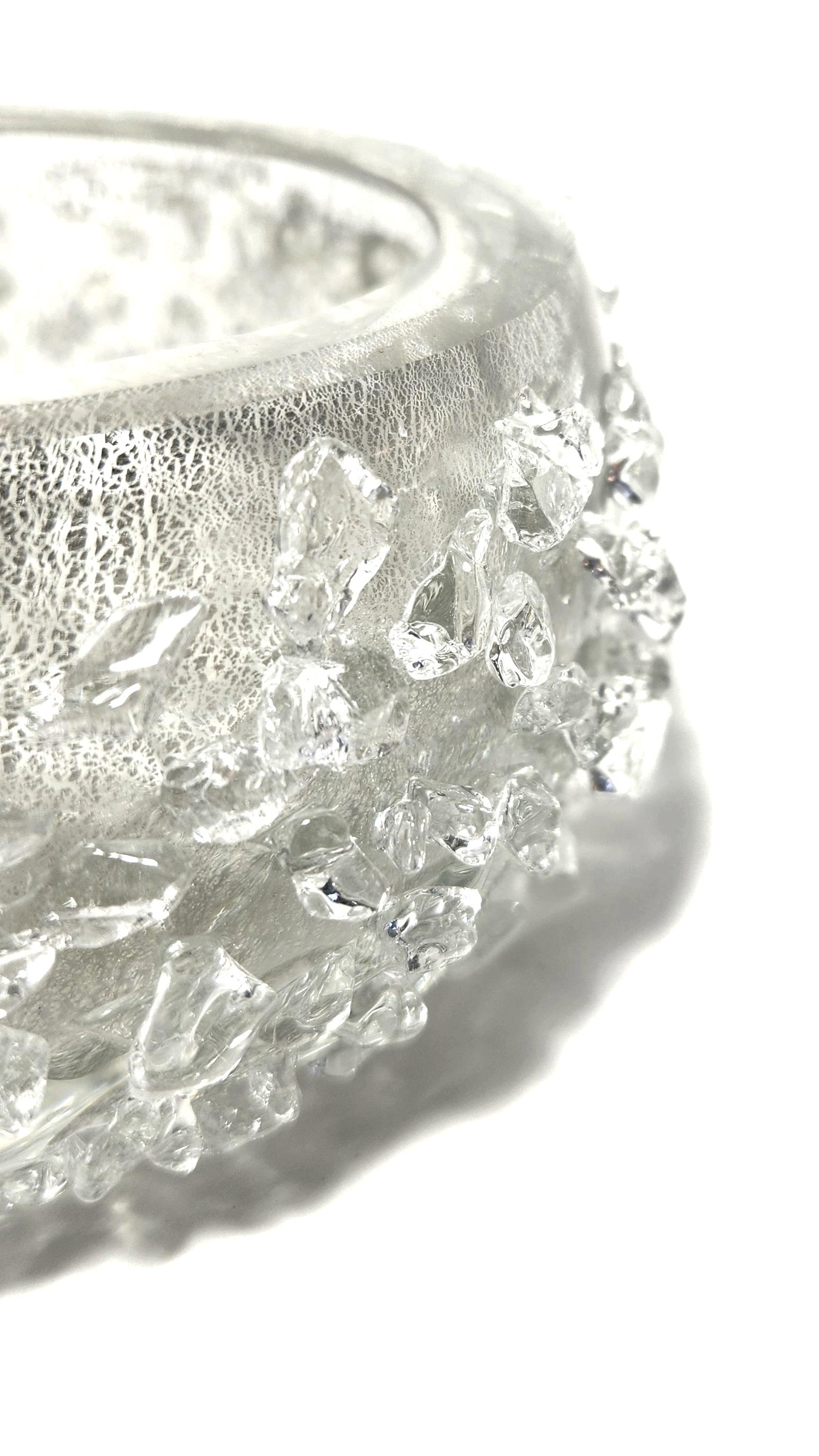 Americano Ciotola Bling in platino realizzata a mano con foglie di platino e frammenti di cristallo in vendita