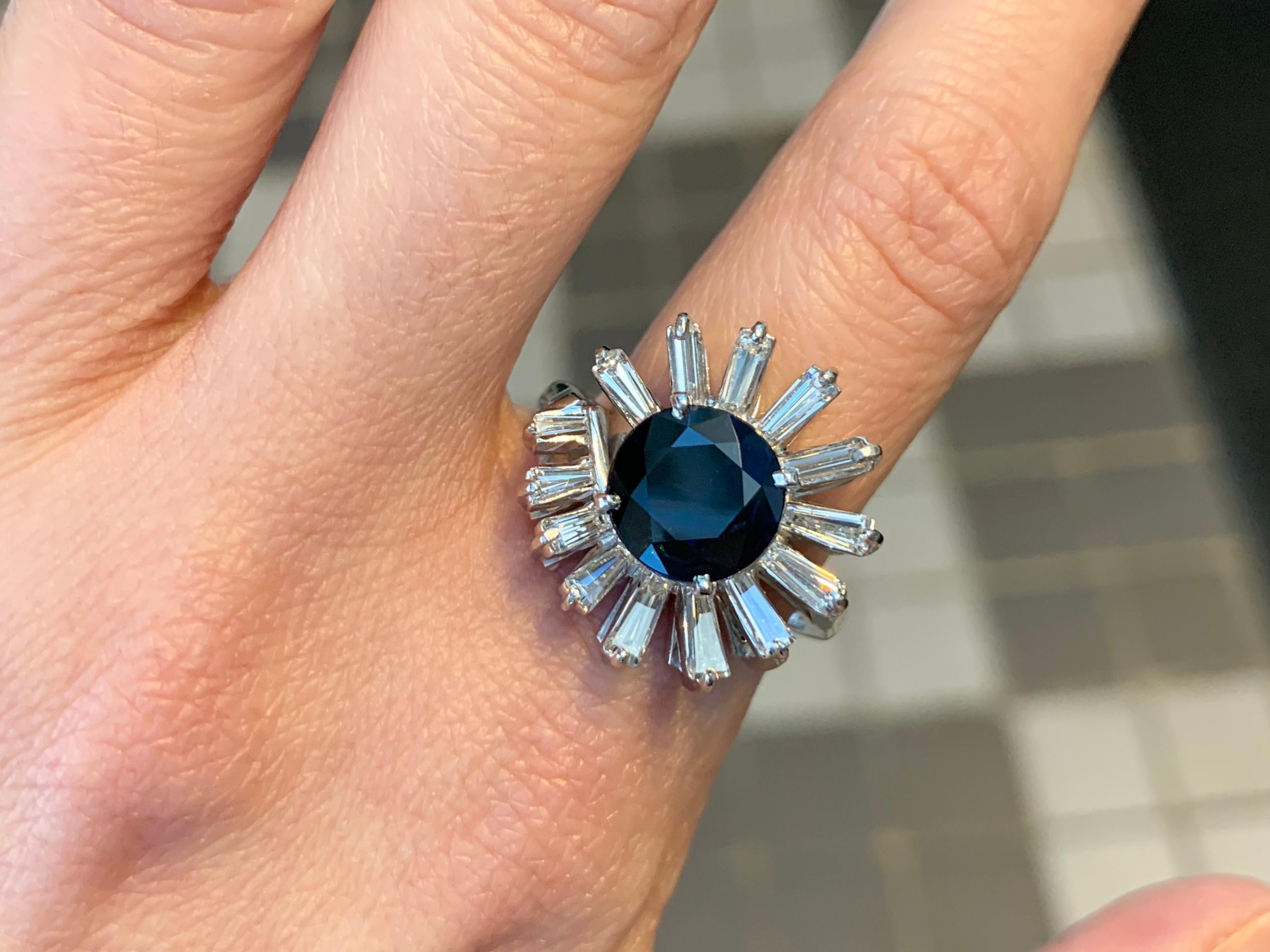 Platinum Blue Sapphire and Diamond Cocktail Ring For Sale 3