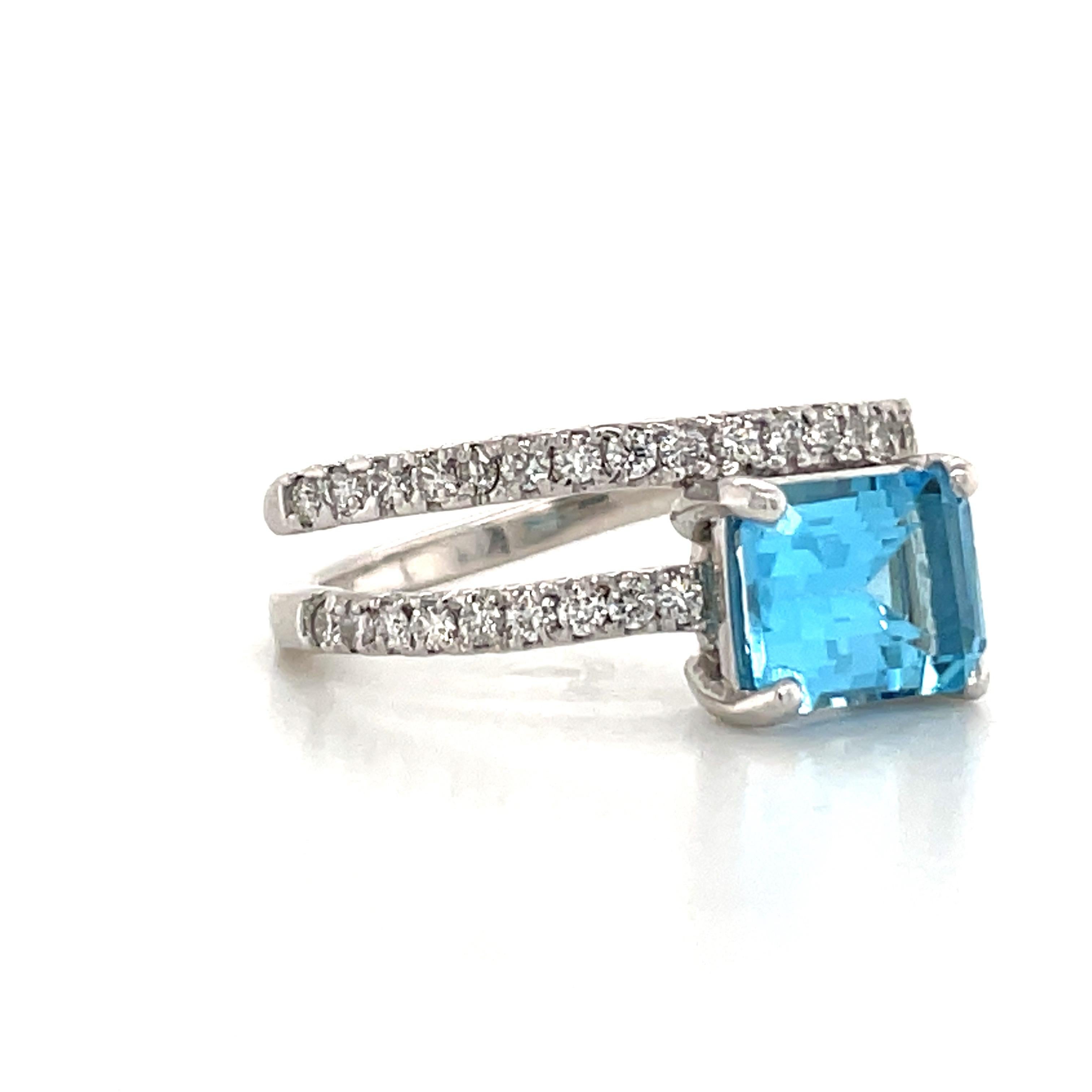 Contemporary Platinum Blue Topaz Diamond Crossover Ring 1.31 Carats