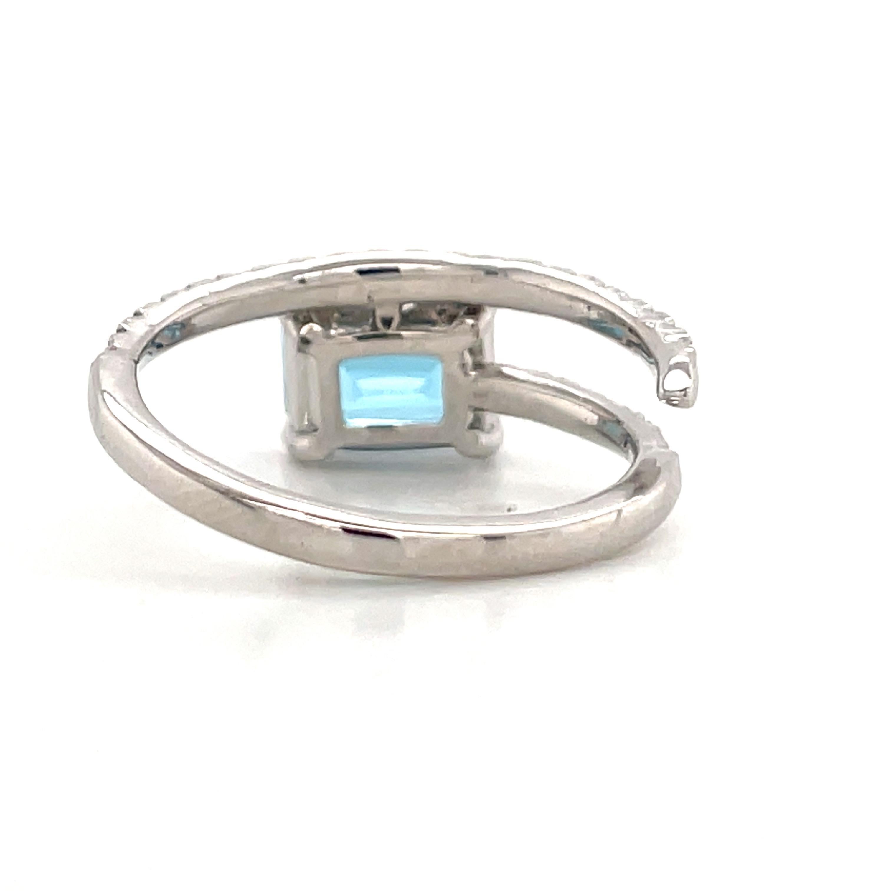 Platinum Blue Topaz Diamond Crossover Ring 1.31 Carats 3