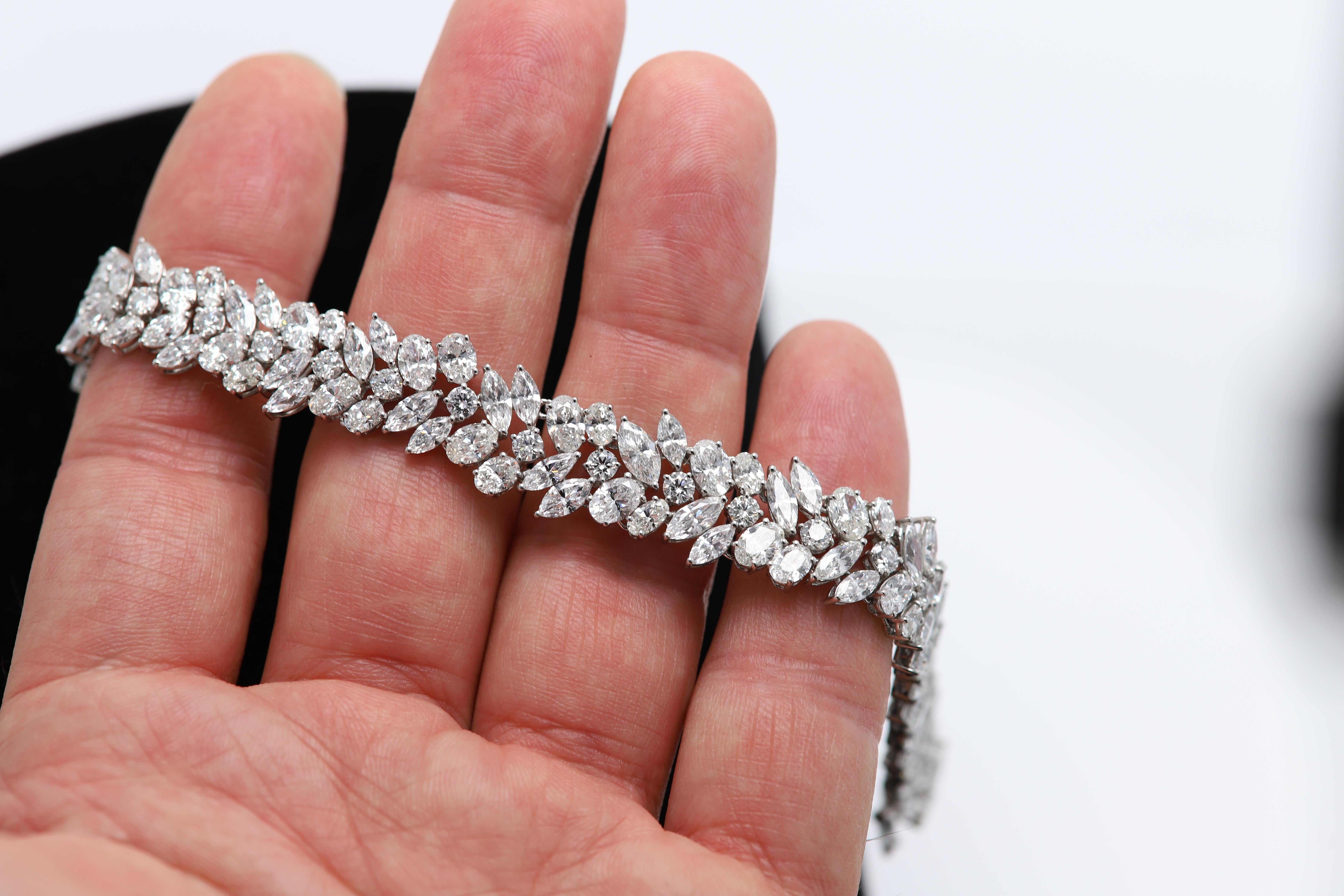 Platinum Bracelet 25 Carat Marquise and Oval Mix Diamonds Free Style For Sale 3