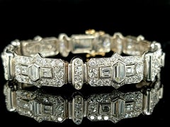 Platinum Bracelet with 8 Carat Trapeze, Emerald and Old Mine Cut Diamonds