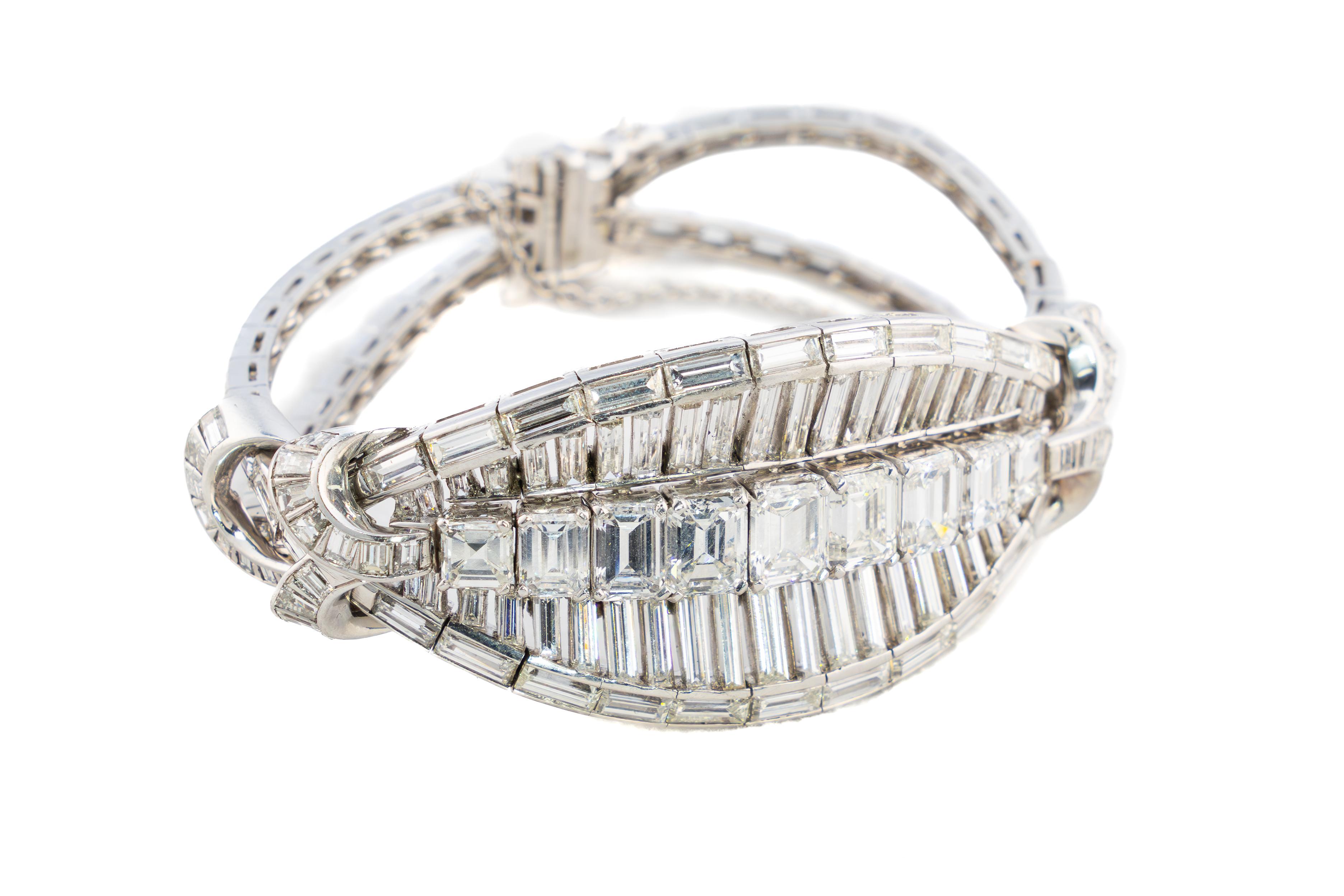 Pulsera de platino con diamantes talla esmeralda y baguette Retro en venta