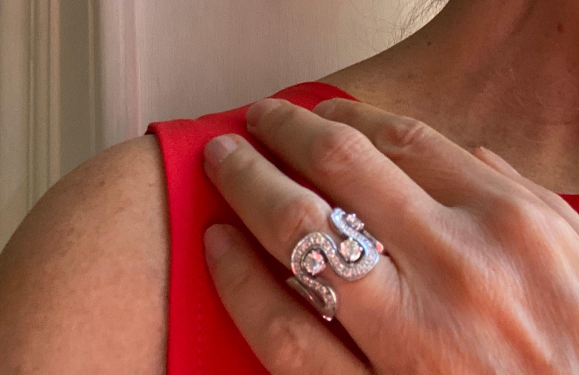 Platinum Brilliant Cut 1.54 GVS1 Carats White Diamond Engagement Design Ring For Sale 7