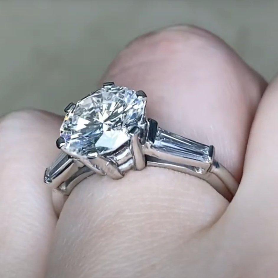 Verlobungsring aus Platin mit Brillanten (GIA ca. 2,50 Karat), Platin im Zustand „Hervorragend“ im Angebot in New York, NY