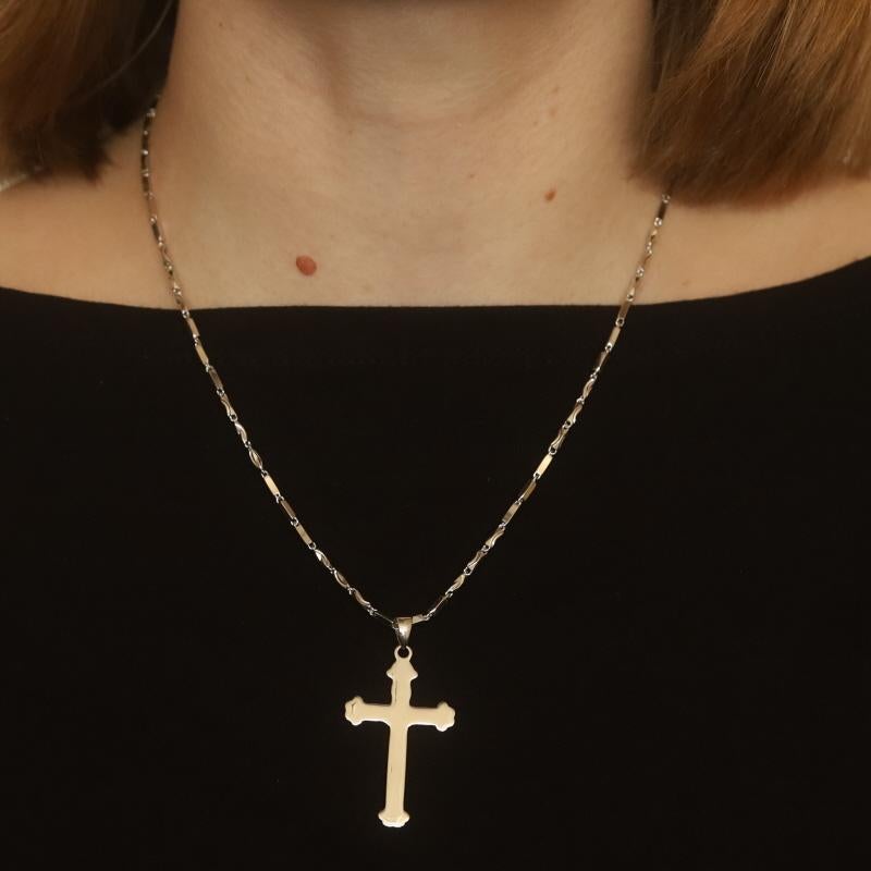 Platinum Budded Cross Pendant Necklace 18