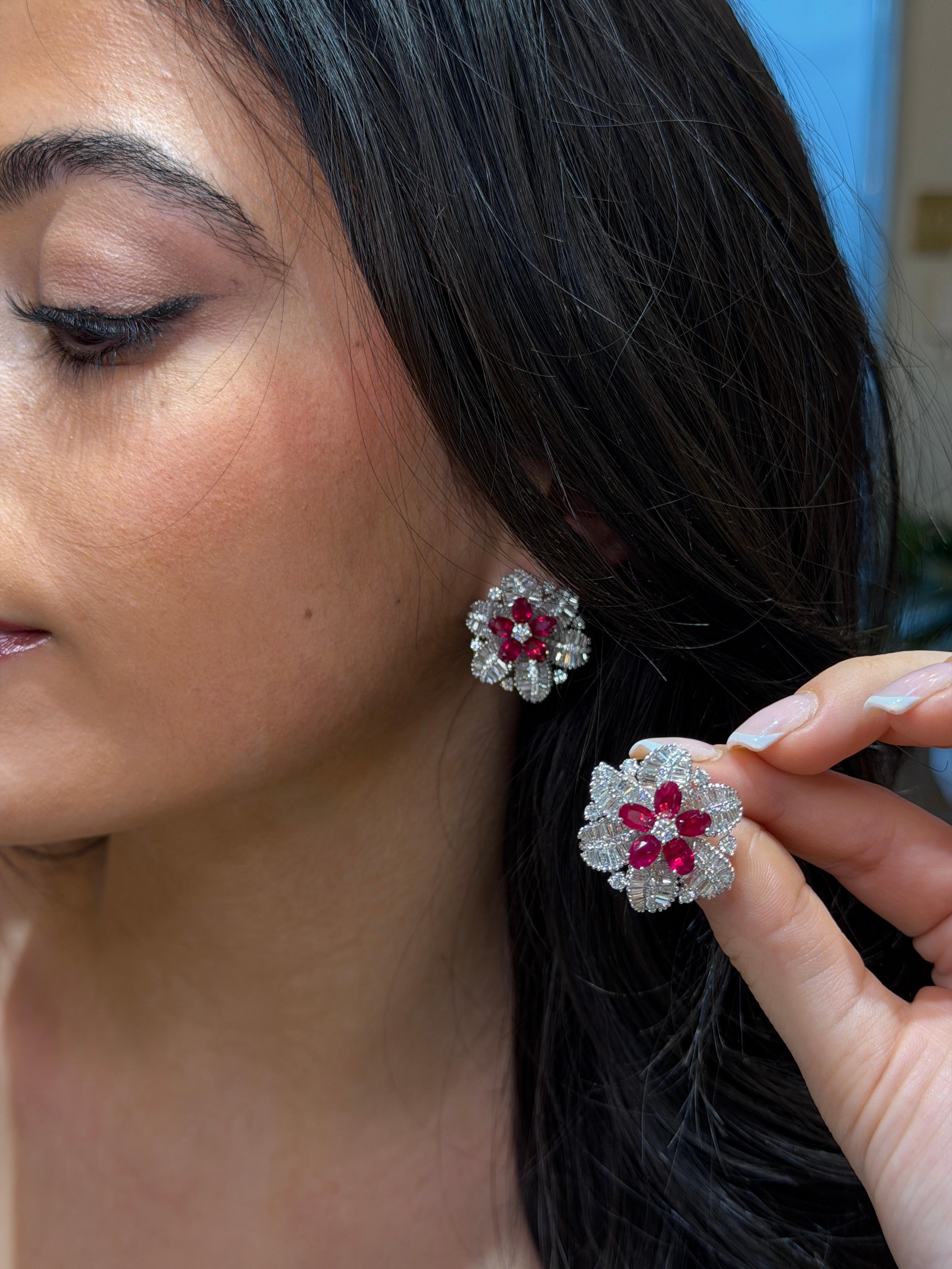 Orecchini a grappolo in platino con rubini birmani e diamanti - 12,25 carati Alta Gioielleria in vendita 5
