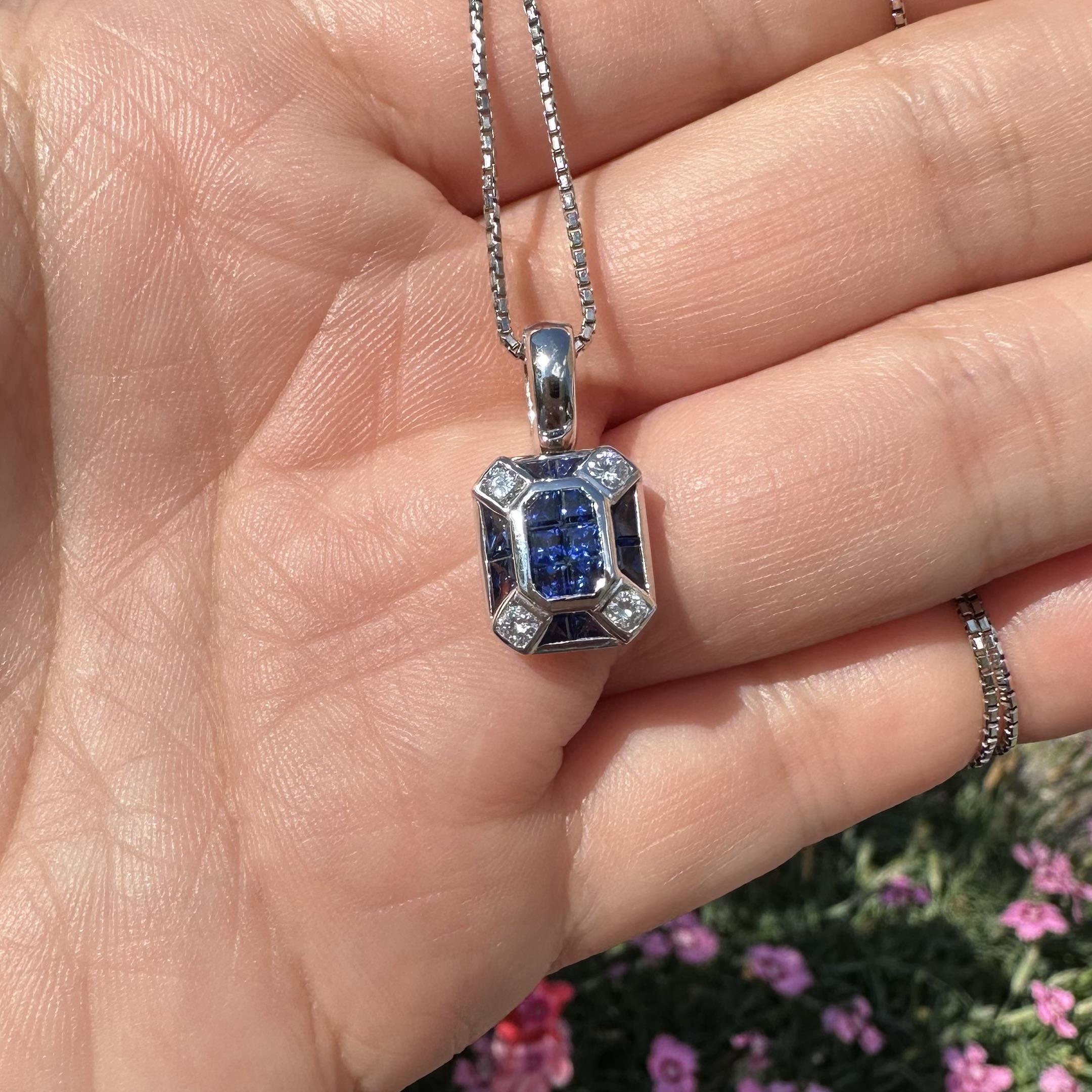 Collier en platine avec saphir bleu royal taillé en calibre et diamant pour rehausser le collier en vente 3