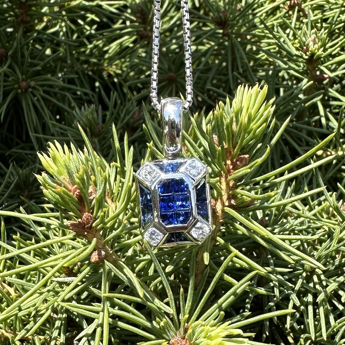 Collier en platine avec saphir bleu royal taillé en calibre et diamant pour rehausser le collier en vente 4