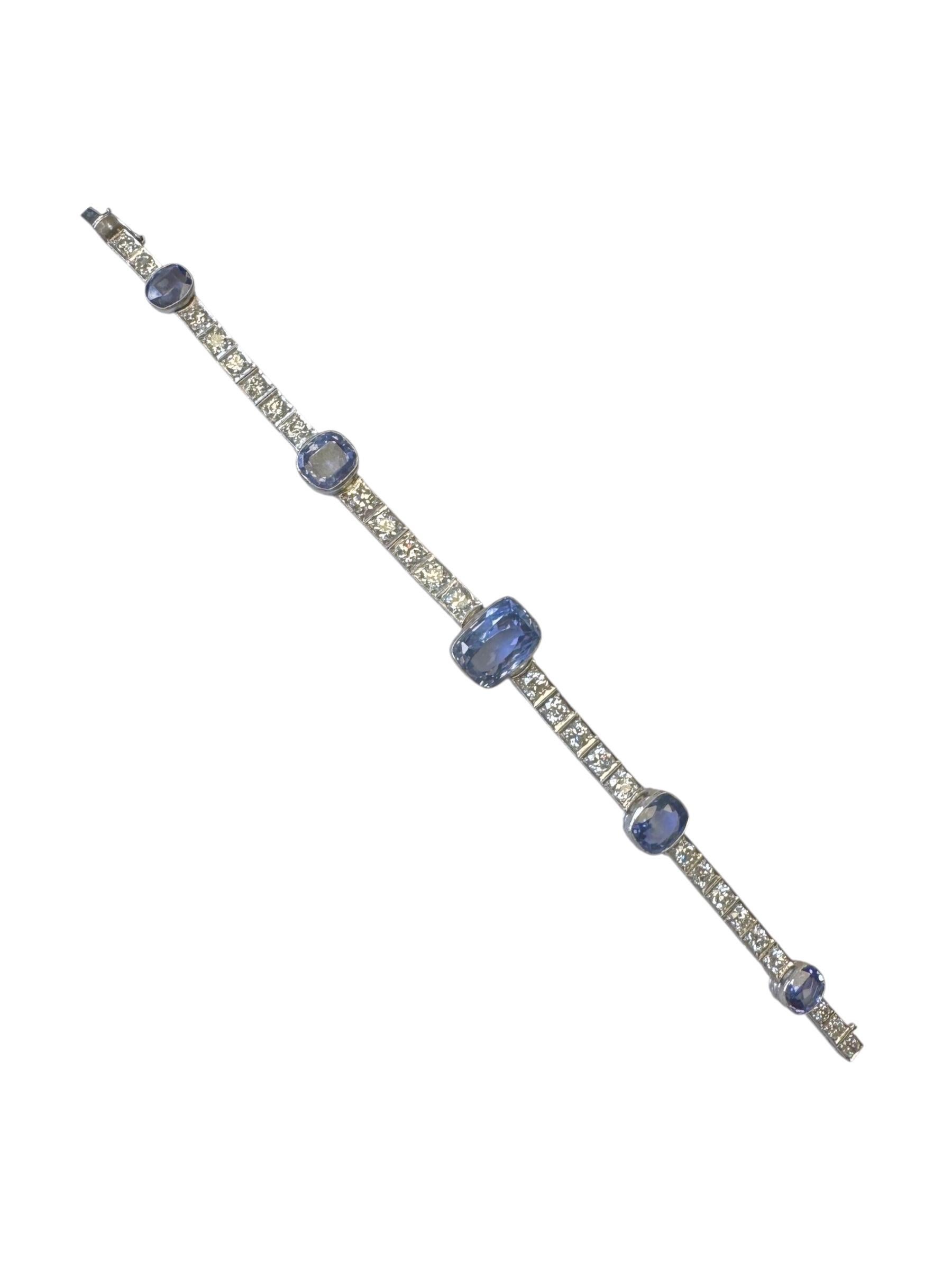 Bracelet en platine avec saphir de Ceylan et diamant en vente