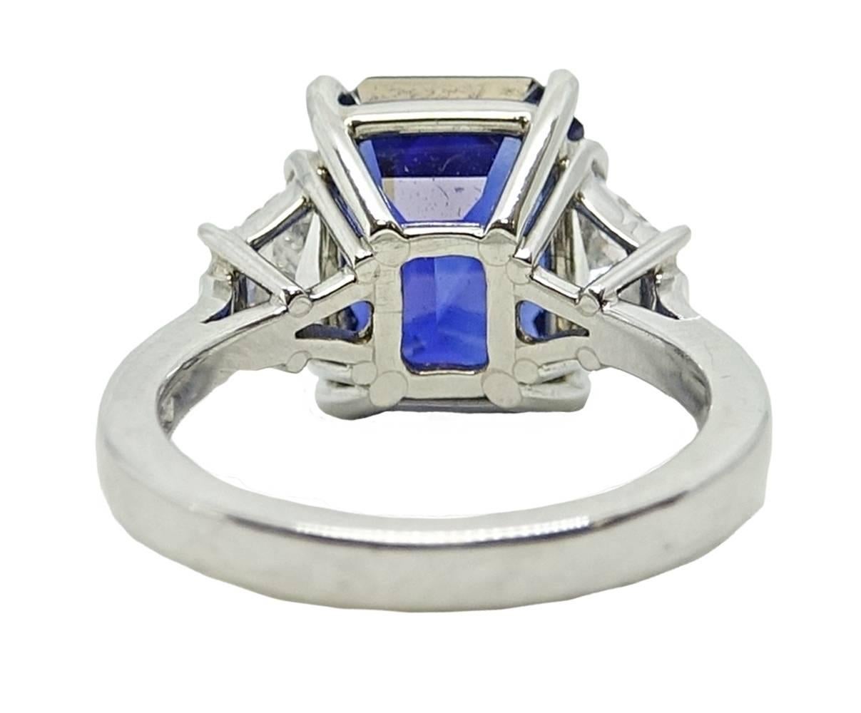 Women's or Men's Platinum Ceylon Sapphire and Diamond Ring For Sale