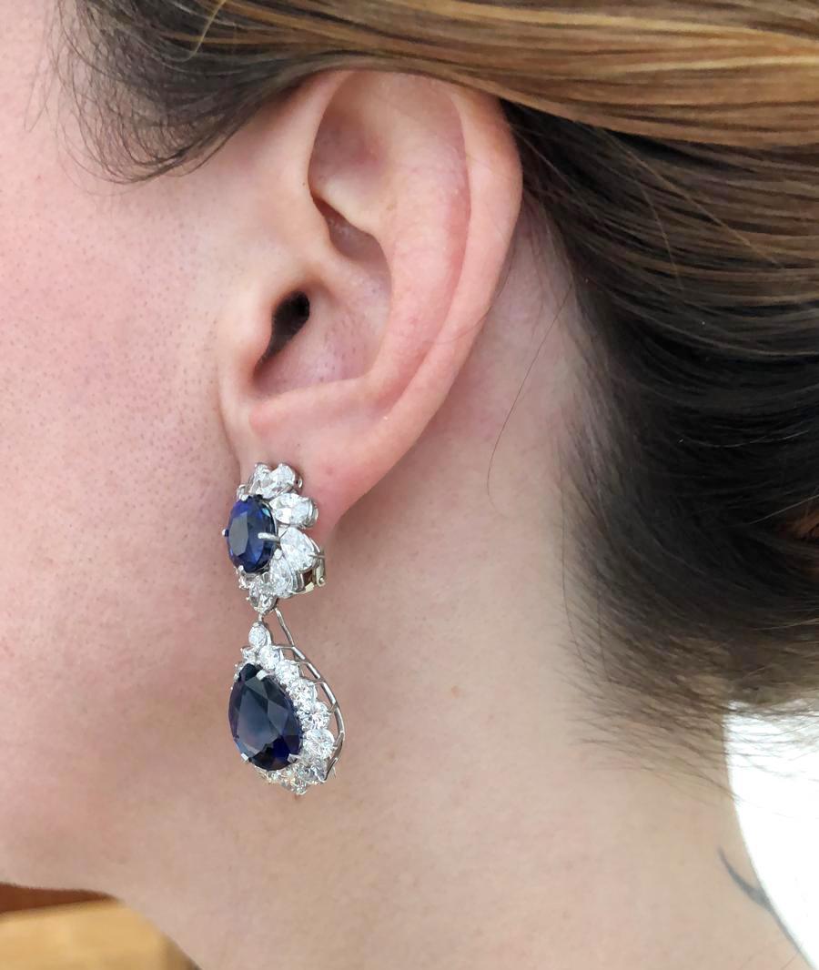 Zeitgenössische abnehmbare Saphir-Diamant-Tropfen-Ohrringe im Zustand „Gut“ im Angebot in New York, NY