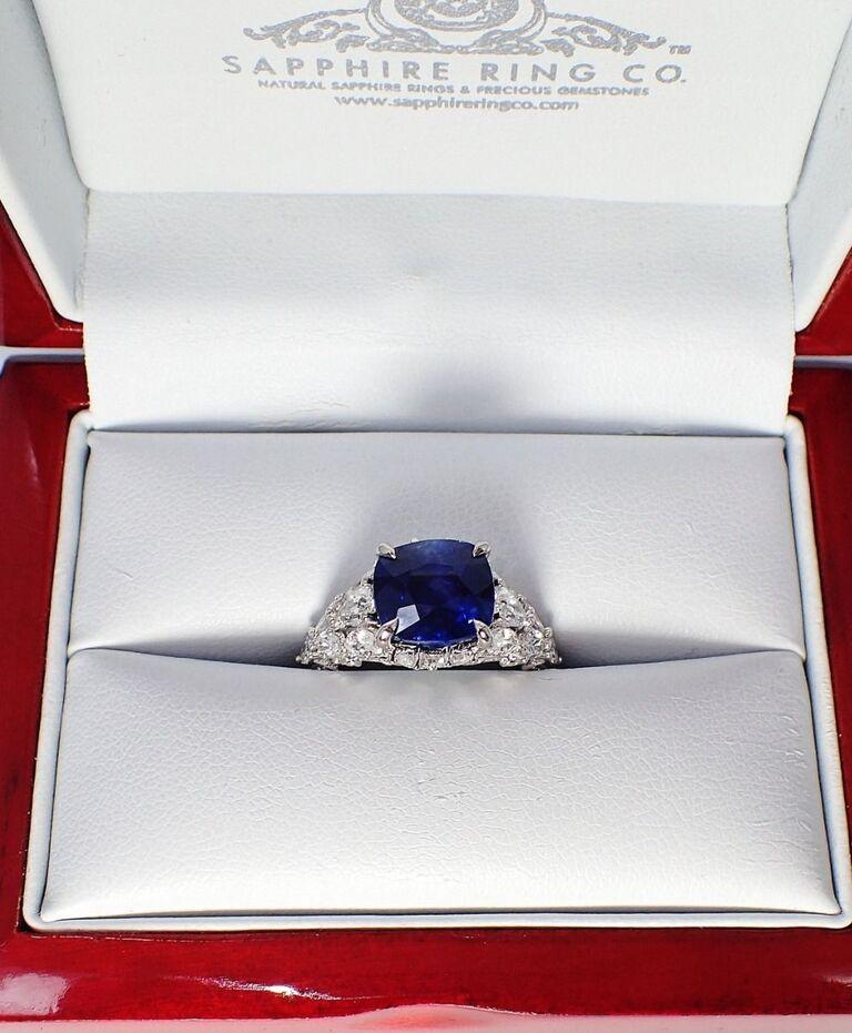 Platinum Ceylon Sapphire Ring, 5.13 Carat Natural Sapphire Gia Origin Certified For Sale 3