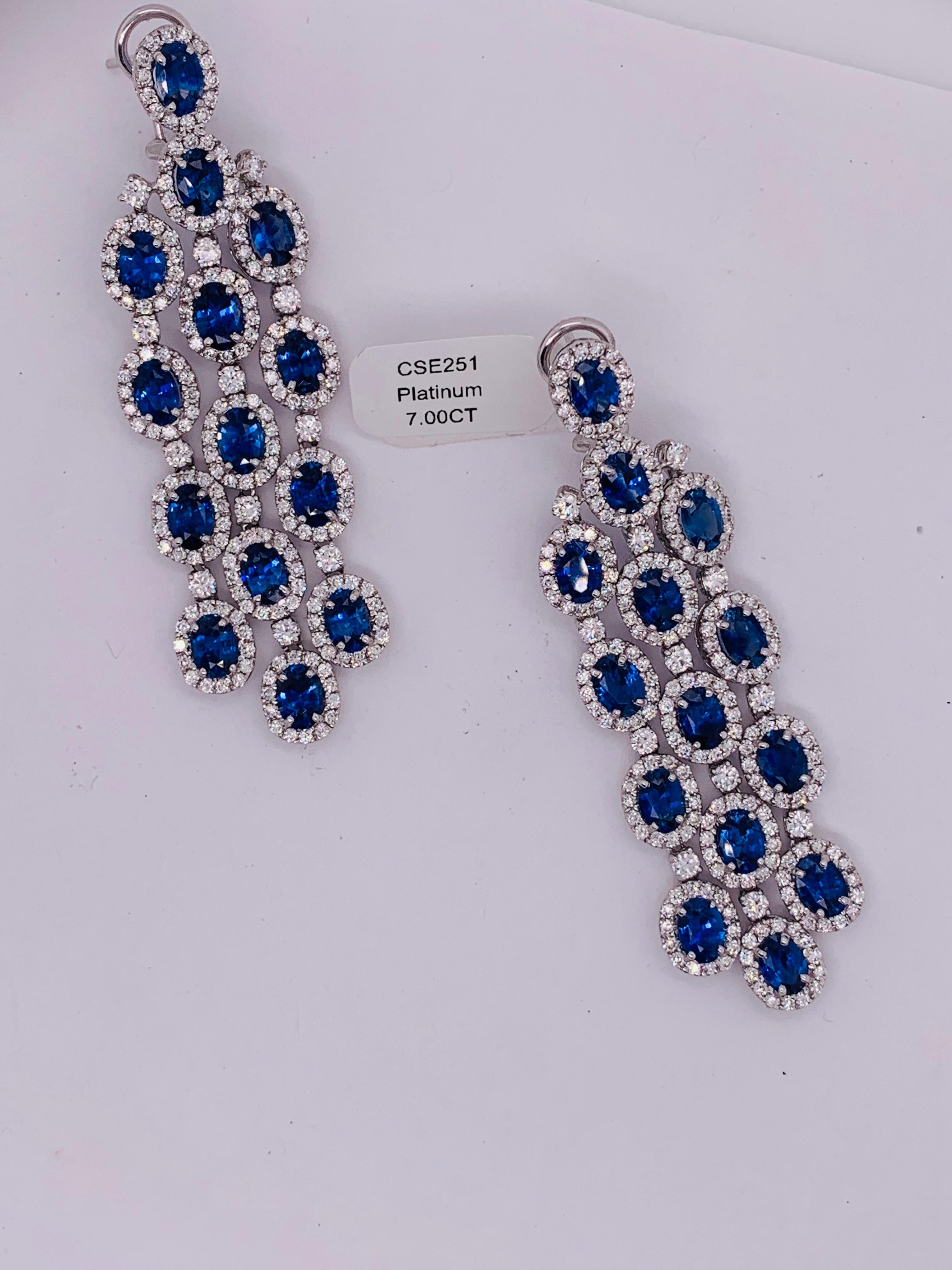 Diana M. Platinum Chandelier Sapphire and Diamond Earrings In New Condition For Sale In New York, NY