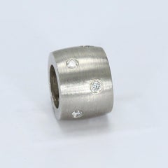 Dije de platino con diamantes talla brillante E/VVS2 de 0,01 ct