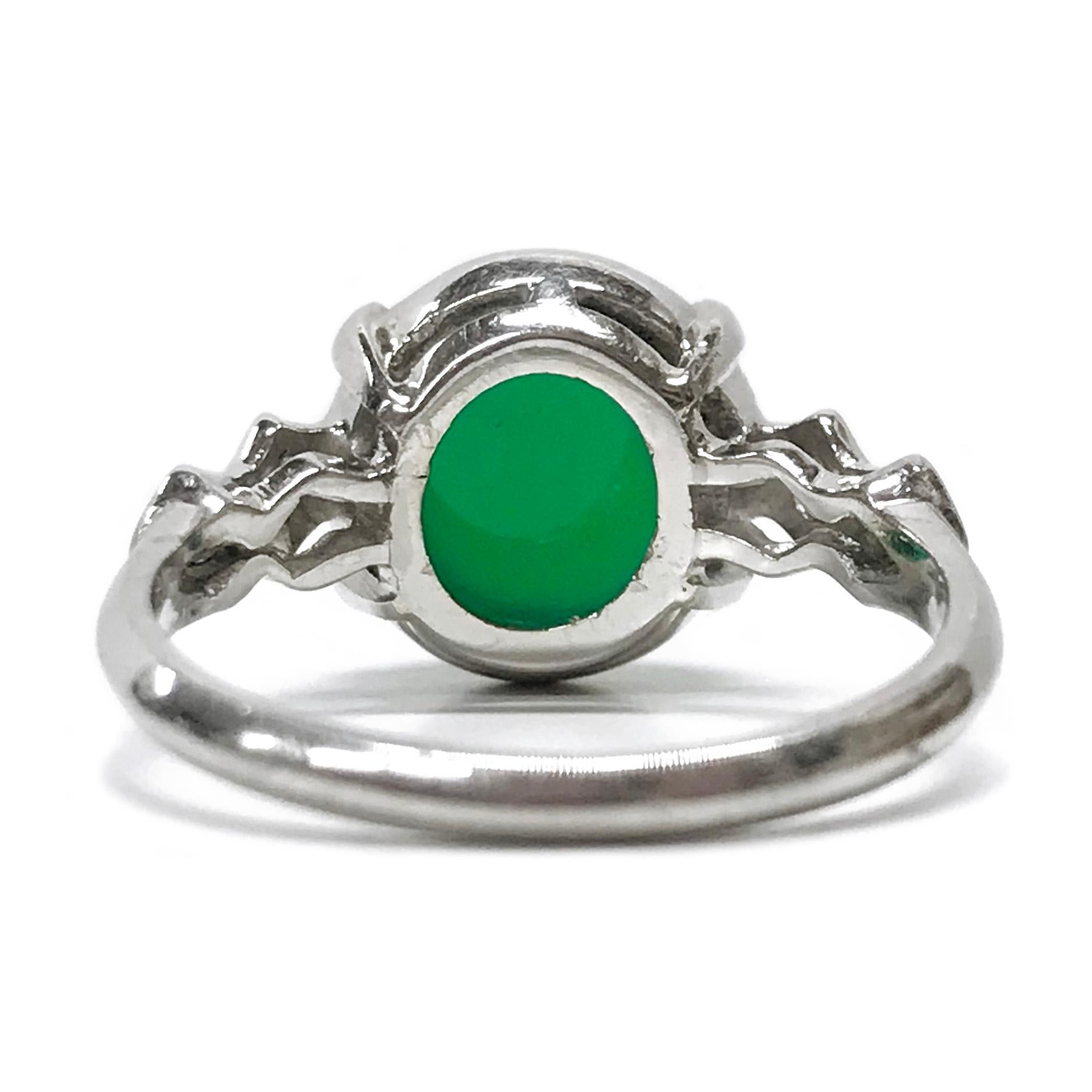 Round Cut Platinum Chrysoprase Diamond Ring For Sale