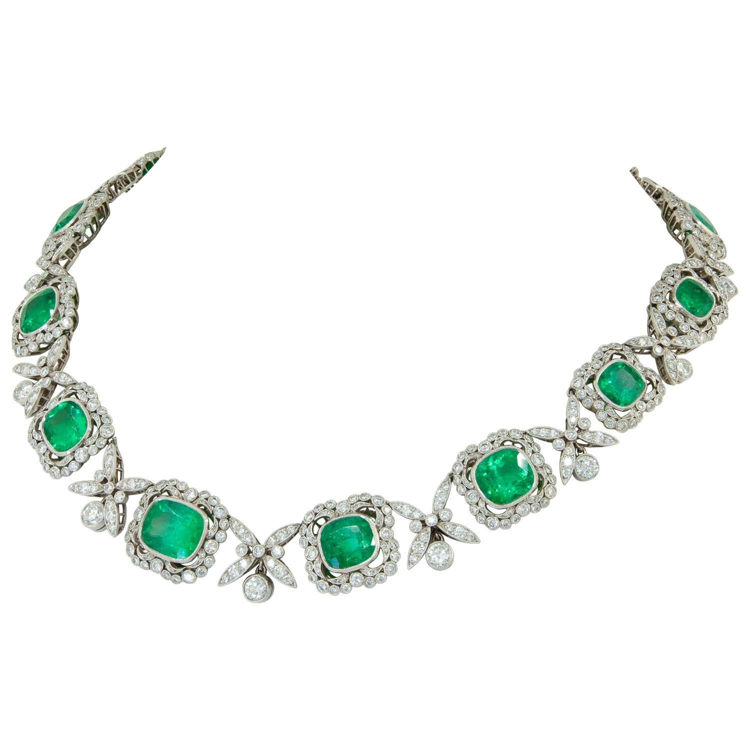 Colombian AGL Certificate Emerald Diamond Necklace
A platinum necklace, set with diamonds and cushion and square Colombian Emerald with AGL certificate.
Dimensions approx. 16 inches
Gross weight approx. 81.8 grams
Circa 1950s
