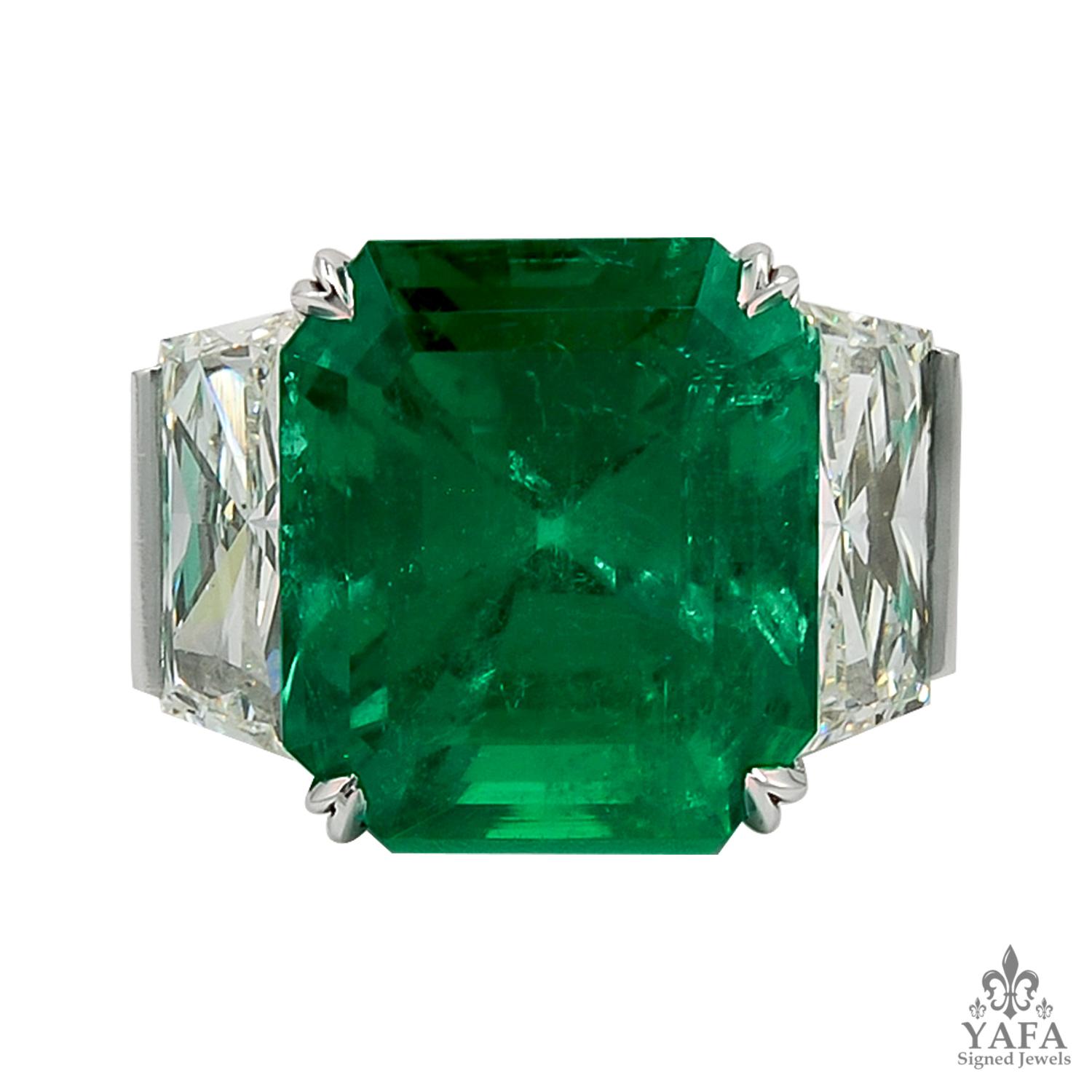Very Fine Colombian 16.97 Carat Emerald With SSEF Certificate Diamond Ring
Colombian emerald approx. – 16.97 cts. with SSEF certificate
total diamond carat weight approx. 5.32 cts.
ring size 6.5
