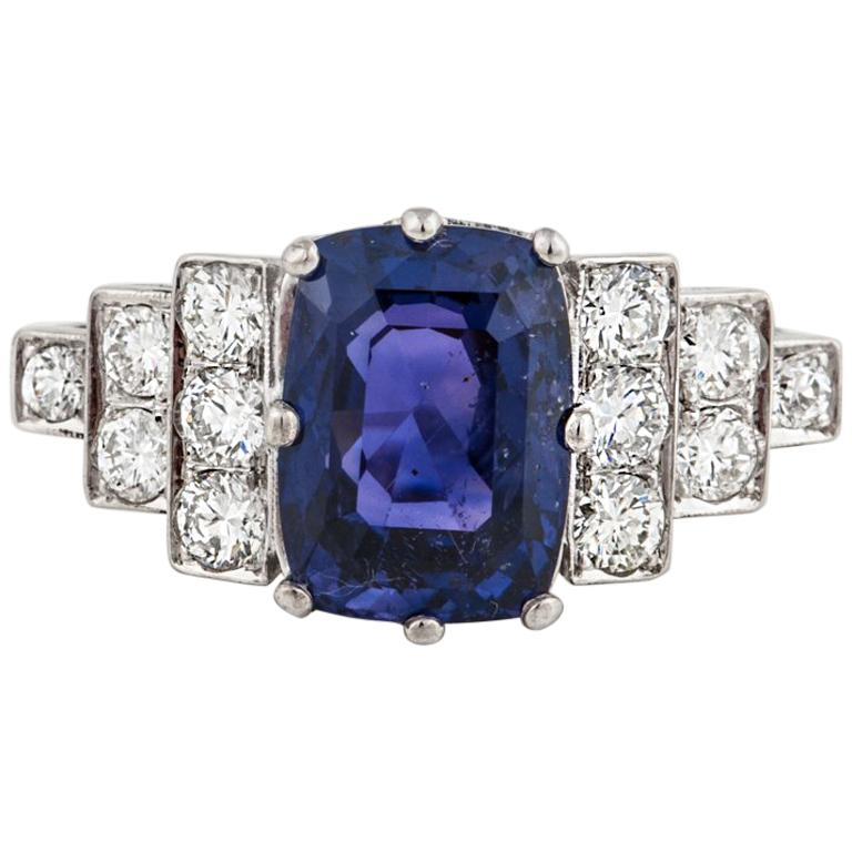 AGL certified Color-Changing Ceylon Sapphire and Diamond Ring in Platinum