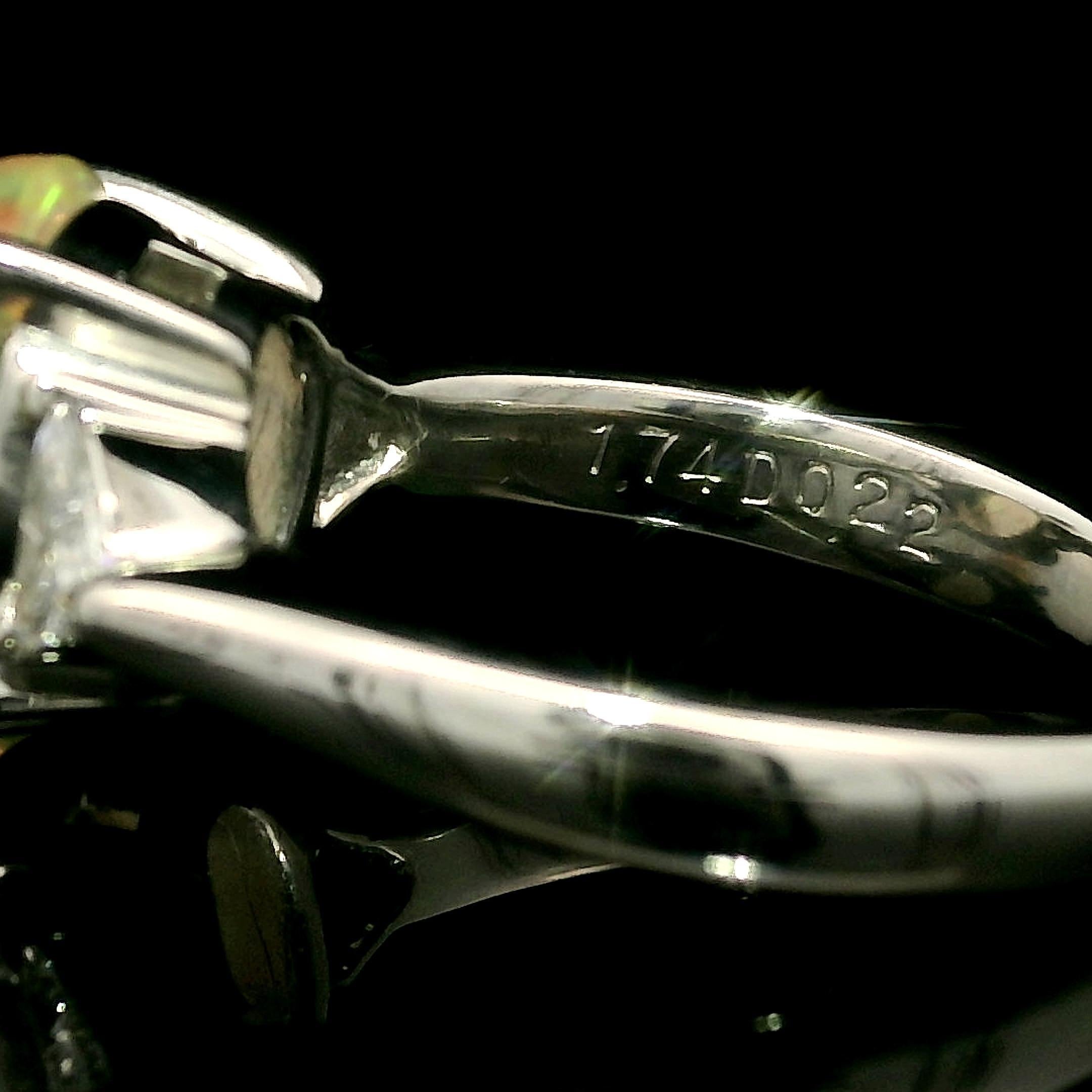 Cabochon Platinum Colorful Jelly Opal & Trillion cut Diamonds Cocktail Ring Size 4.5 For Sale