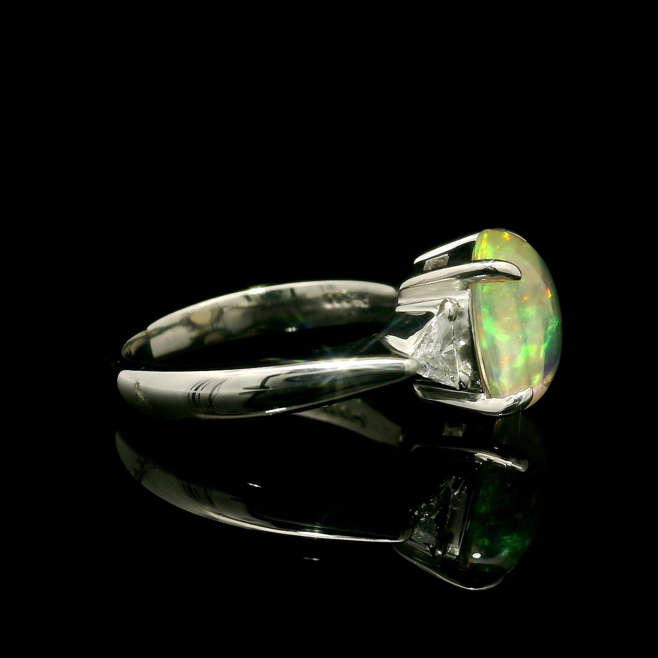 Platinum Colorful Jelly Opal & Trillion cut Diamonds Cocktail Ring Size 4.5 For Sale 1