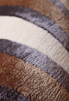 "Platinum" Contemporary Area Rug in Himalayan Wool and Chinese Silk