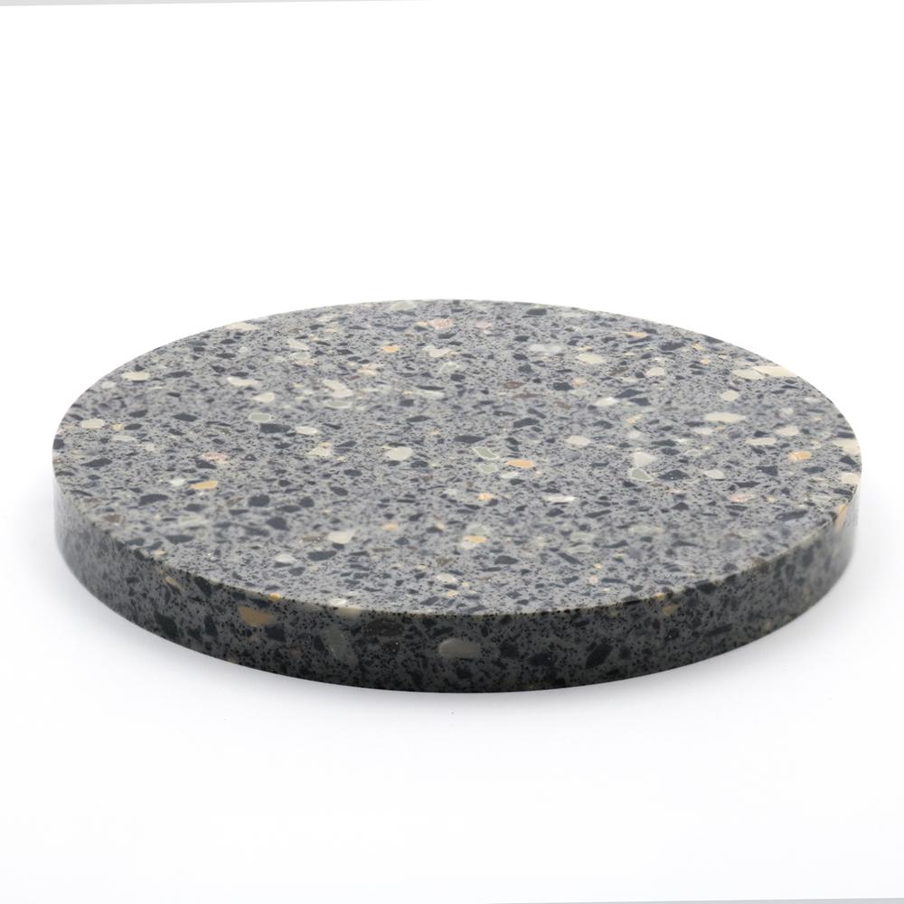 XXIe siècle et contemporain Socle en corian platine, petit, chargeur sans fil 15W en vente