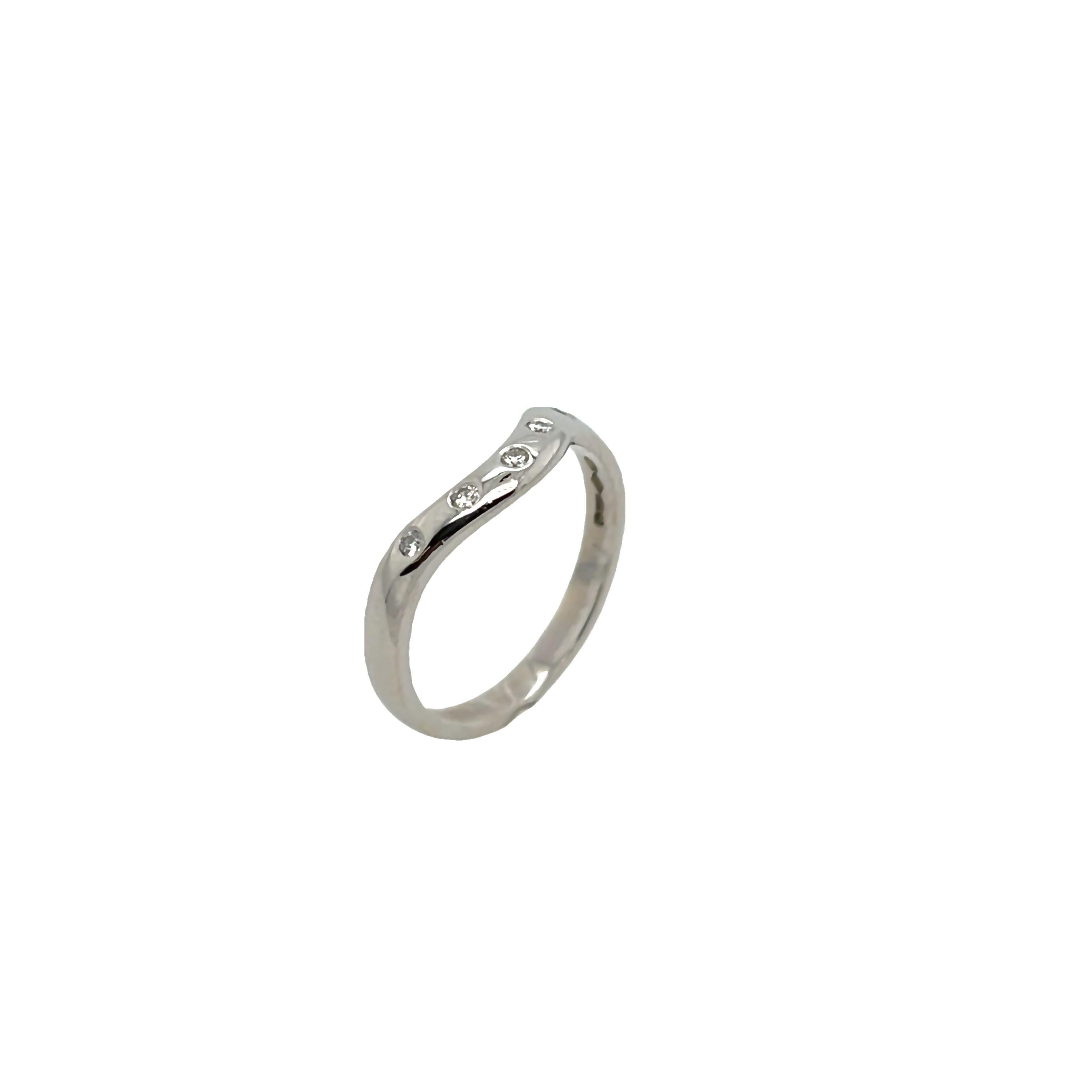 Women's or Men's Platinum Curved Wedding Ring, Set With 5 Diamonds
