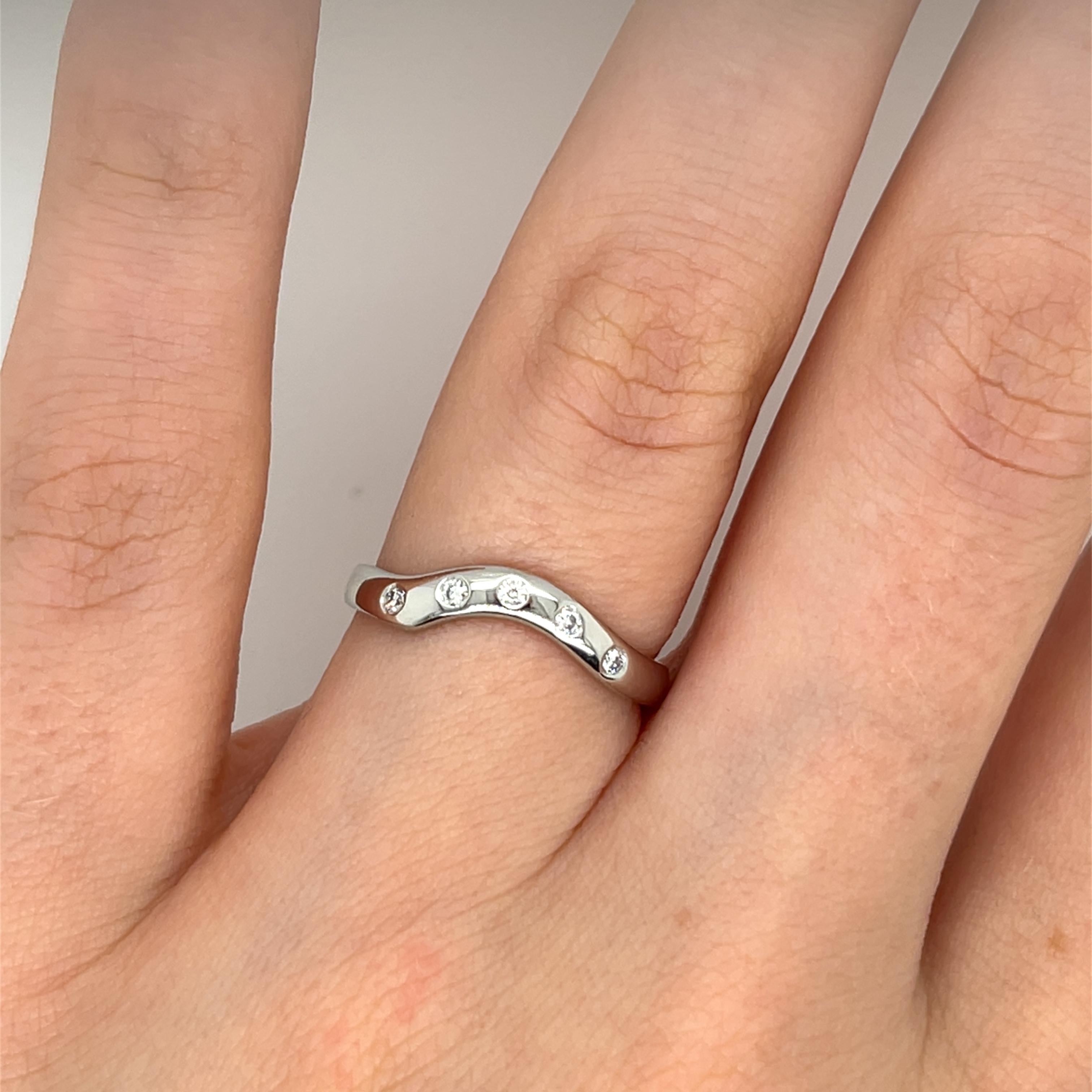 Platinum Curved Wedding Ring, Set With 5 Diamonds 1