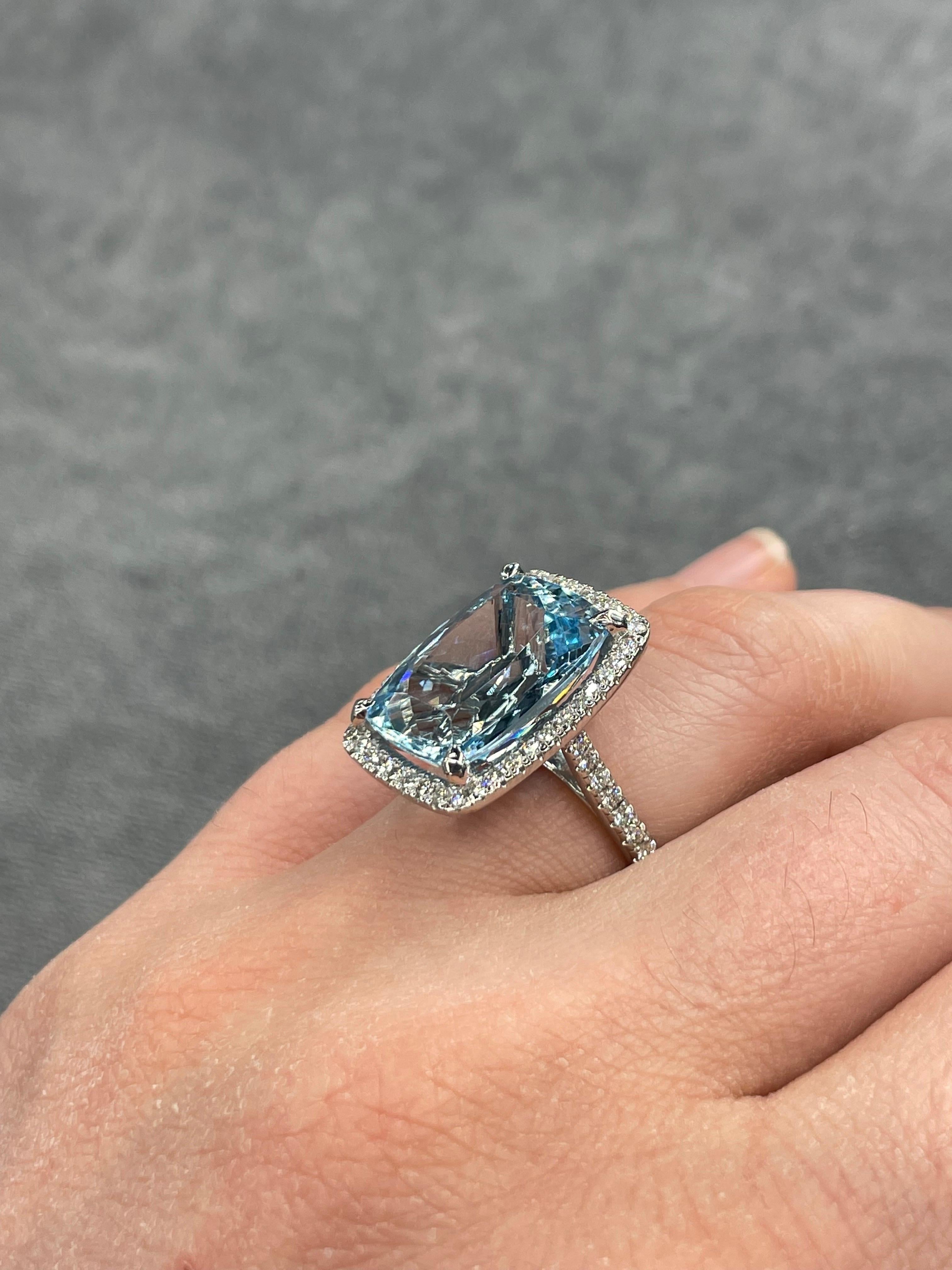 Platinum Cushion Cut Aquamarine Diamond Halo Cocktail Ring 11.38 Carats  For Sale 3